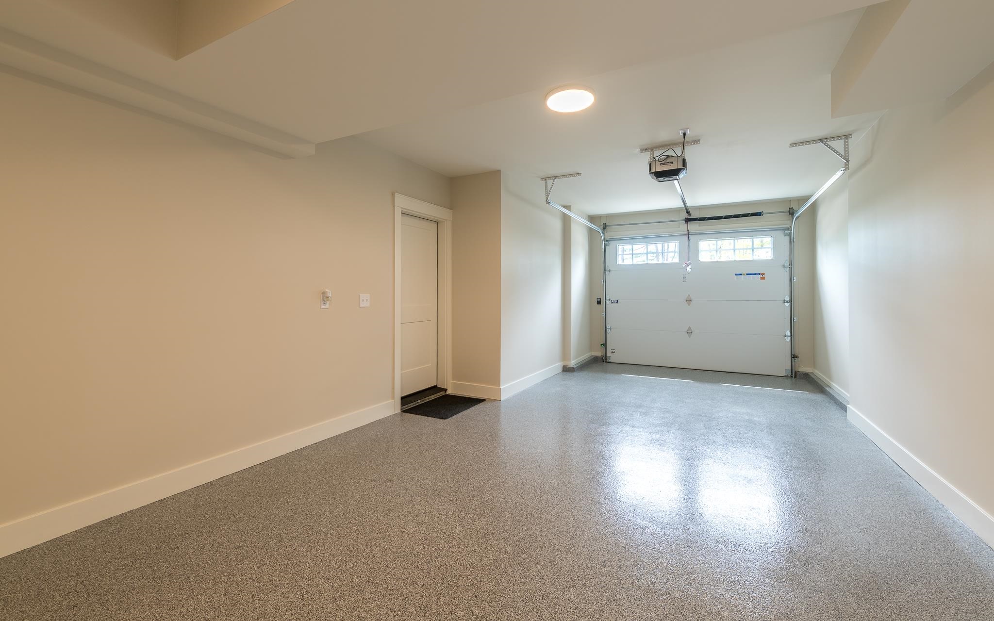 60 White Oaks Rd, Laconia, NH 03246