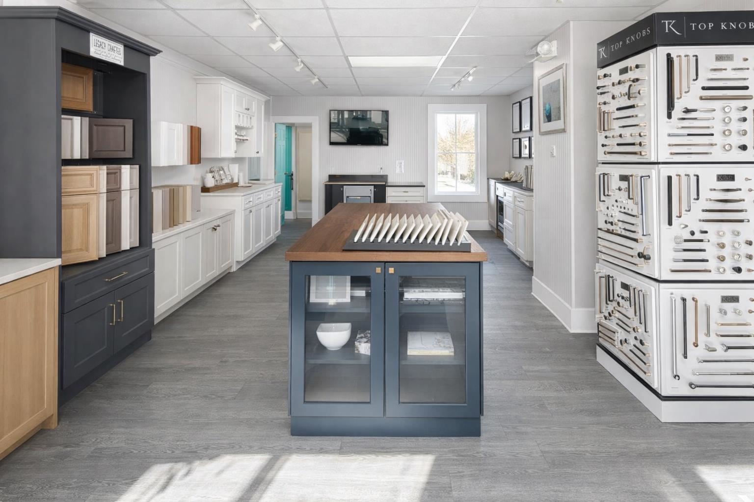 369 Islington St, Portsmouth, NH 03801