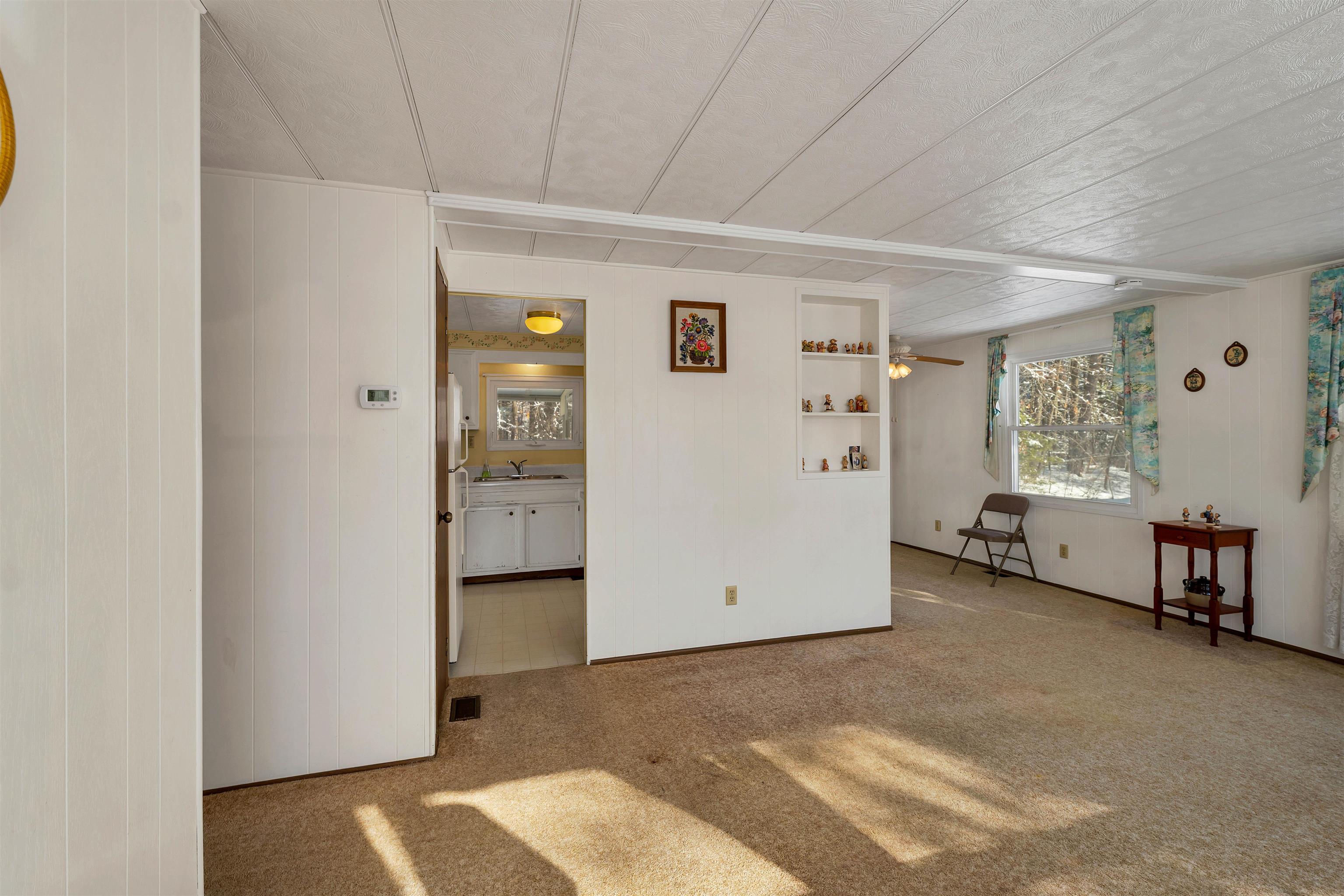 20 Fairfield Dr, Concord, NH 03301