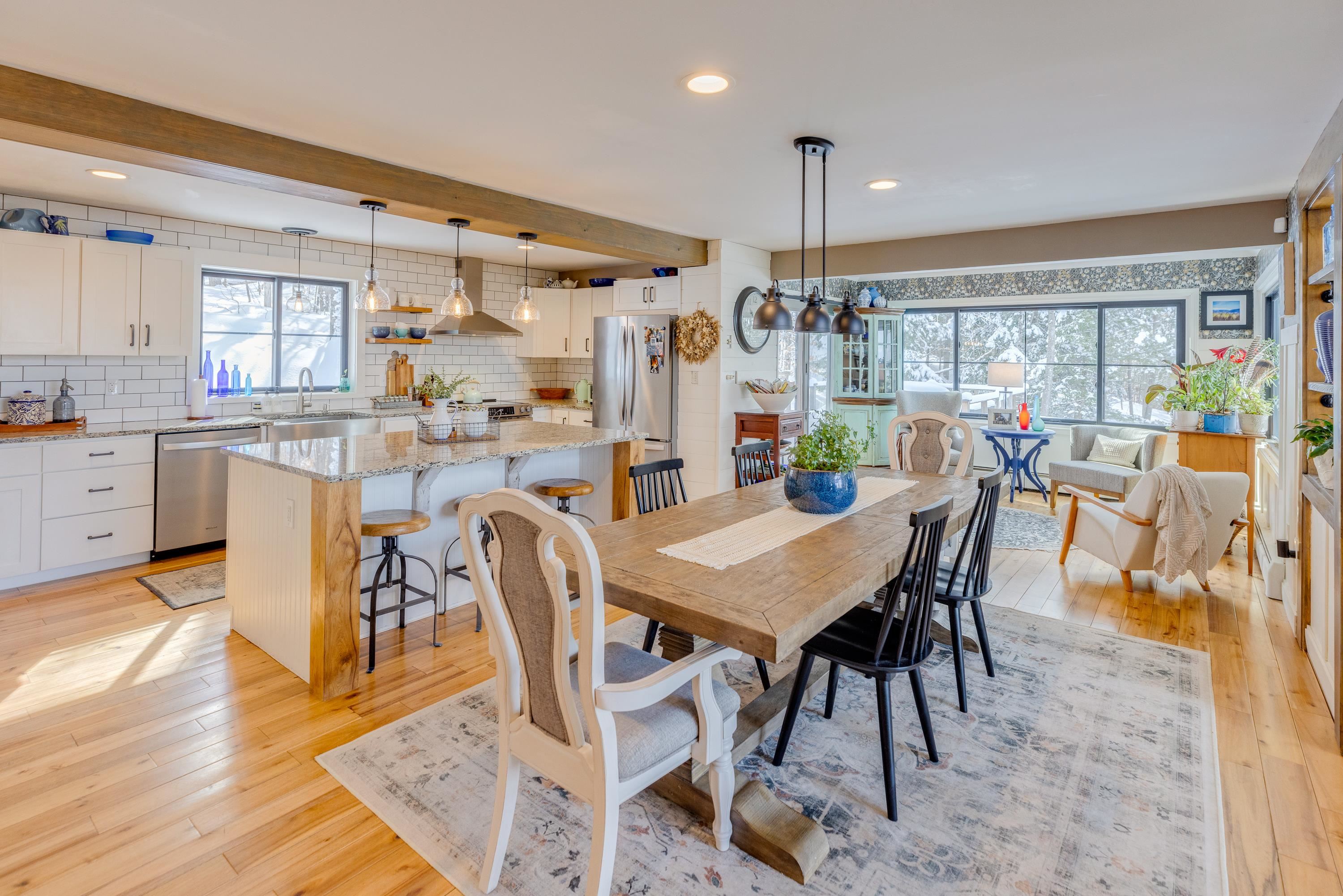 22 Deacon Willey Rd, Campton, NH 03223