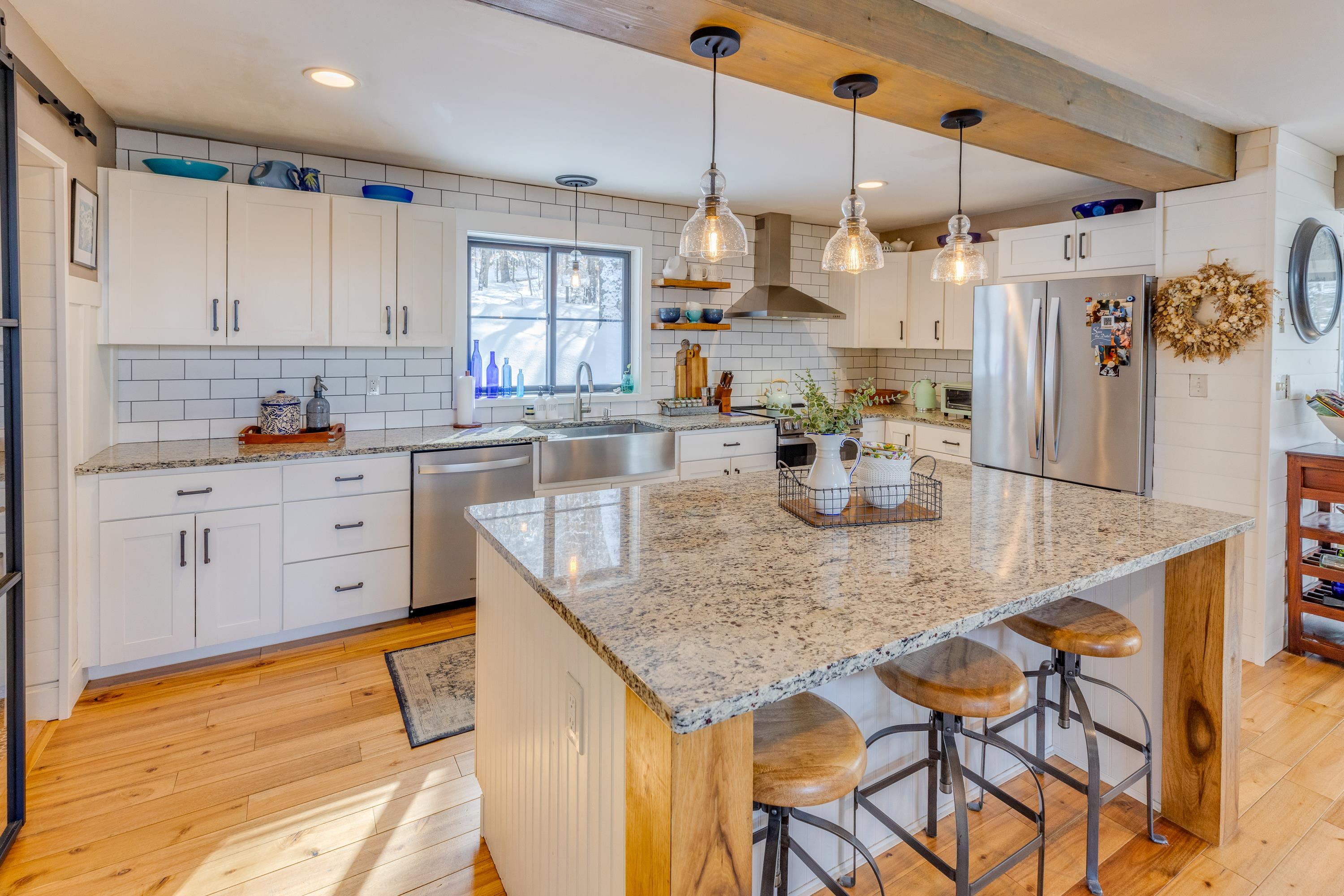 22 Deacon Willey Rd, Campton, NH 03223