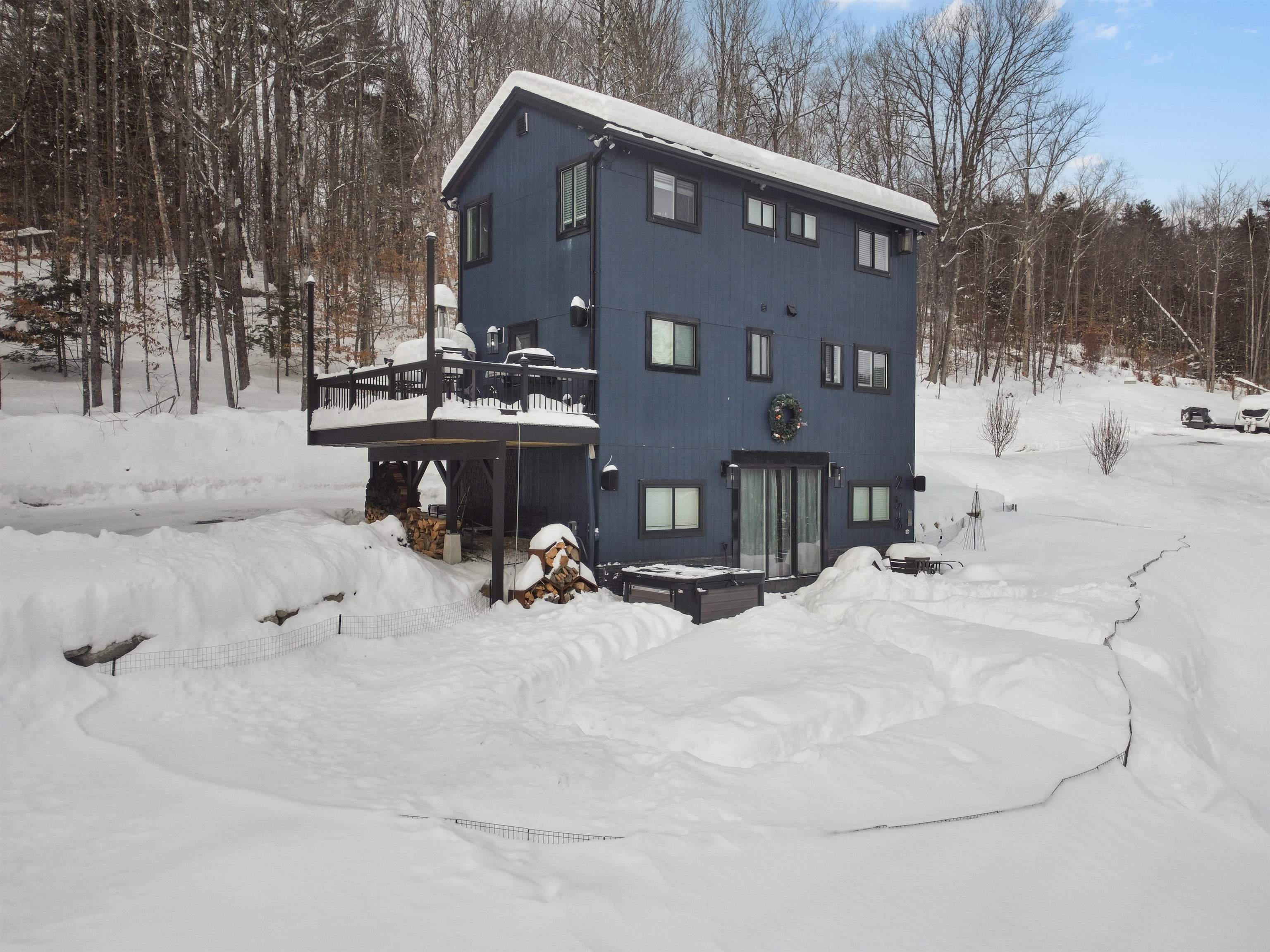 253 Upper Mad River Rd, Thornton, NH 03285