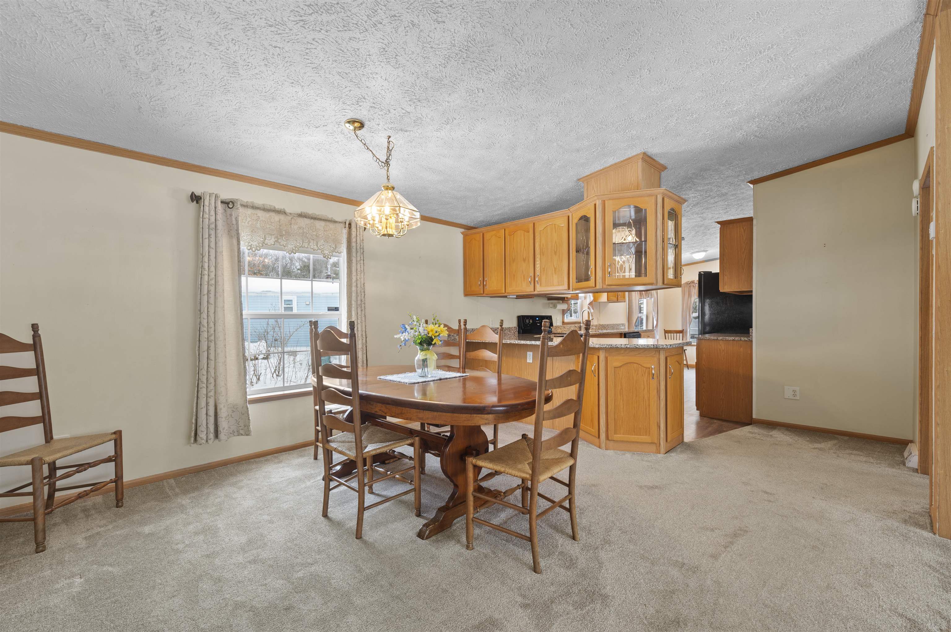 4 Limestone Way, North Hampton, NH 03862