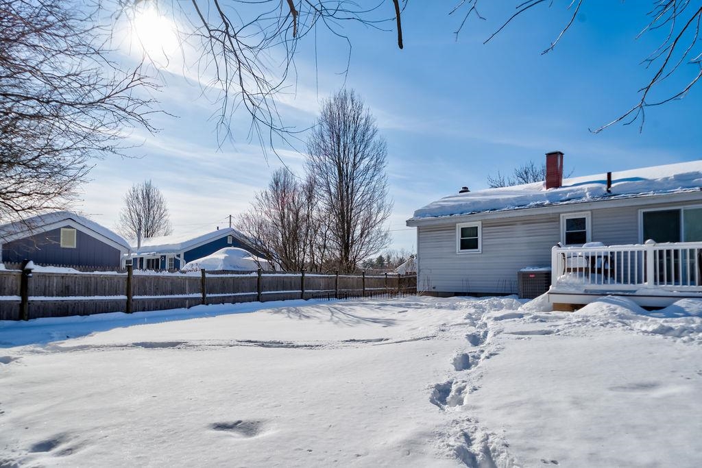 2 Natick St, Nashua, NH 03063