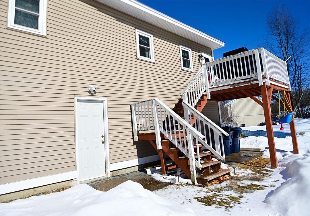 31 Johnson St, Belmont, NH 03220