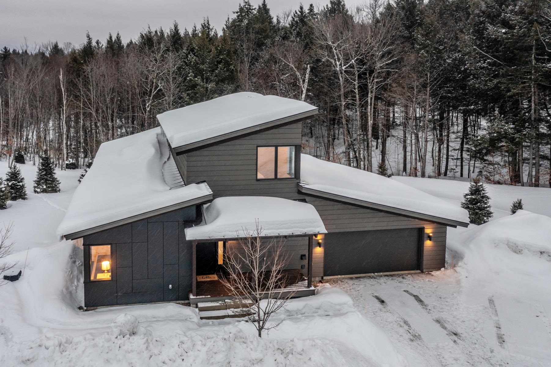 30 Natures Way Unit: 8