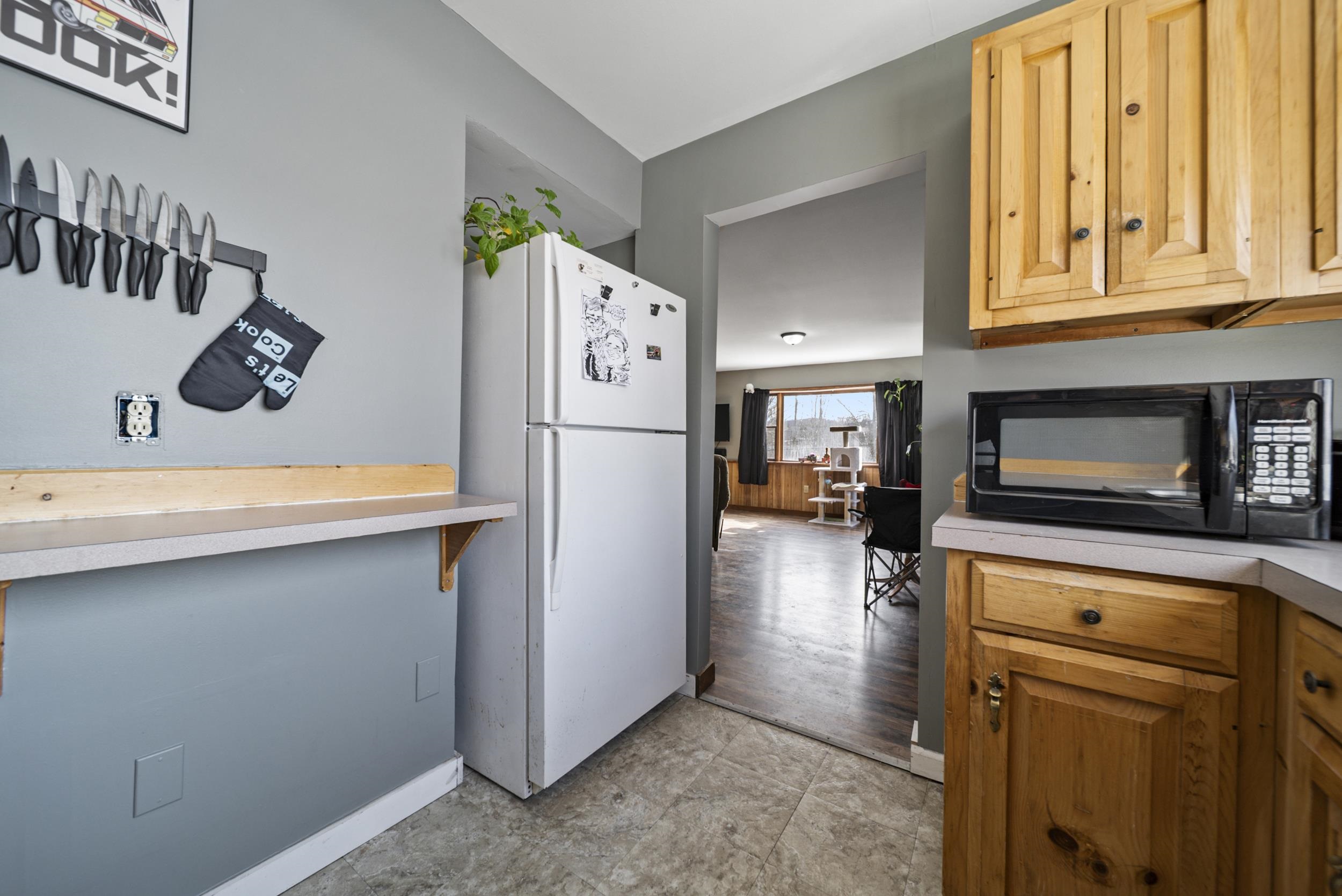 6 Depot St, Hillsborough, NH 03244