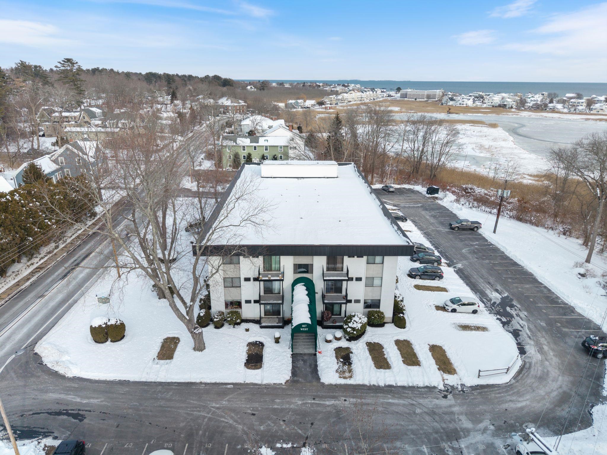 467 High St, Hampton, NH 03842