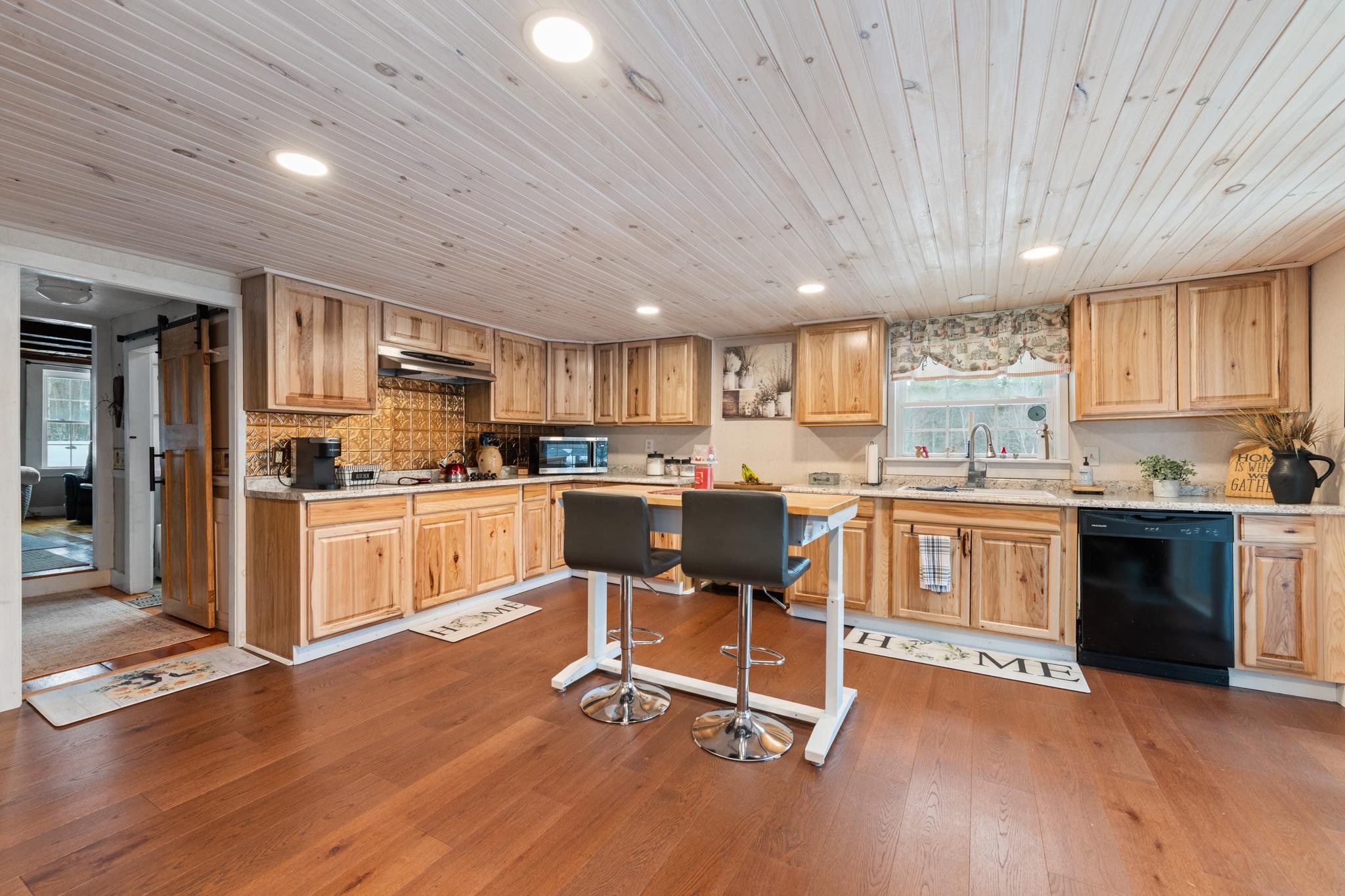 Homes for sale in Plymouth, NH | 193 New Hebron Rd, Plymouth, NH 03264 | MLS# 5077829