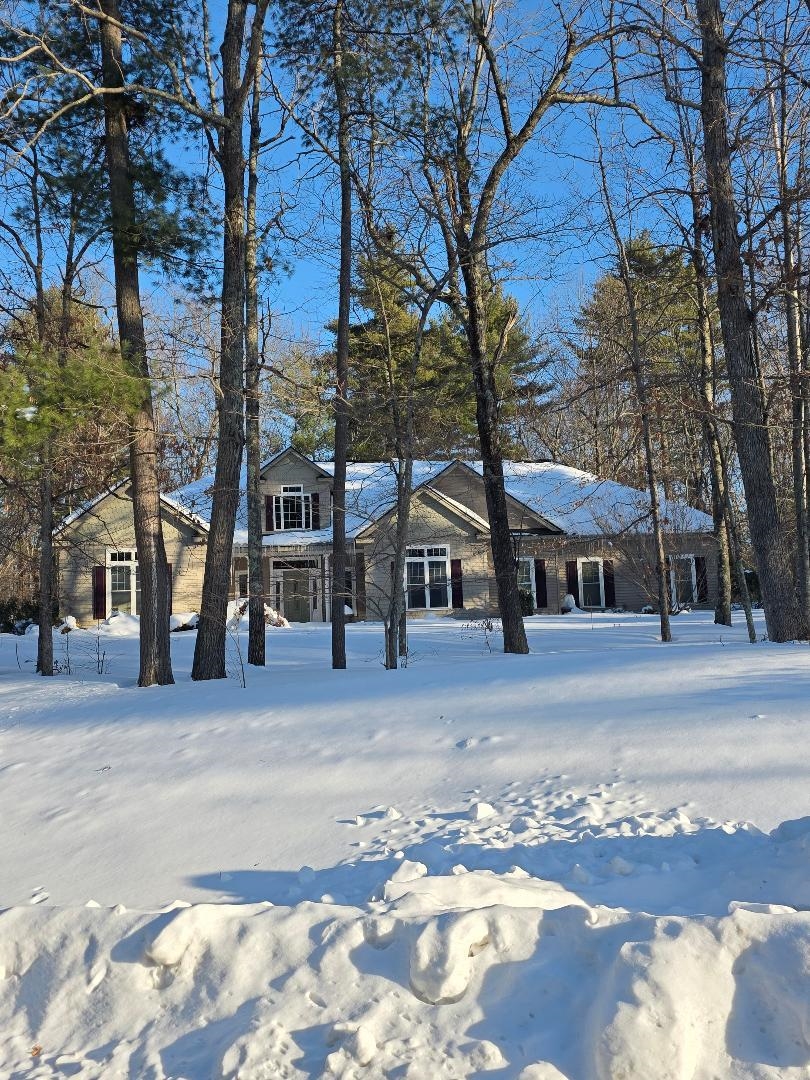 4 Nordic Wood Ln, Newton, NH 03858