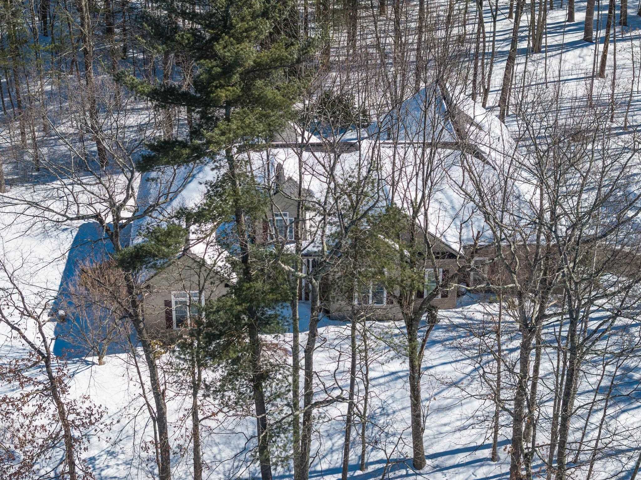 4 Nordic Wood Ln, Newton, NH 03858