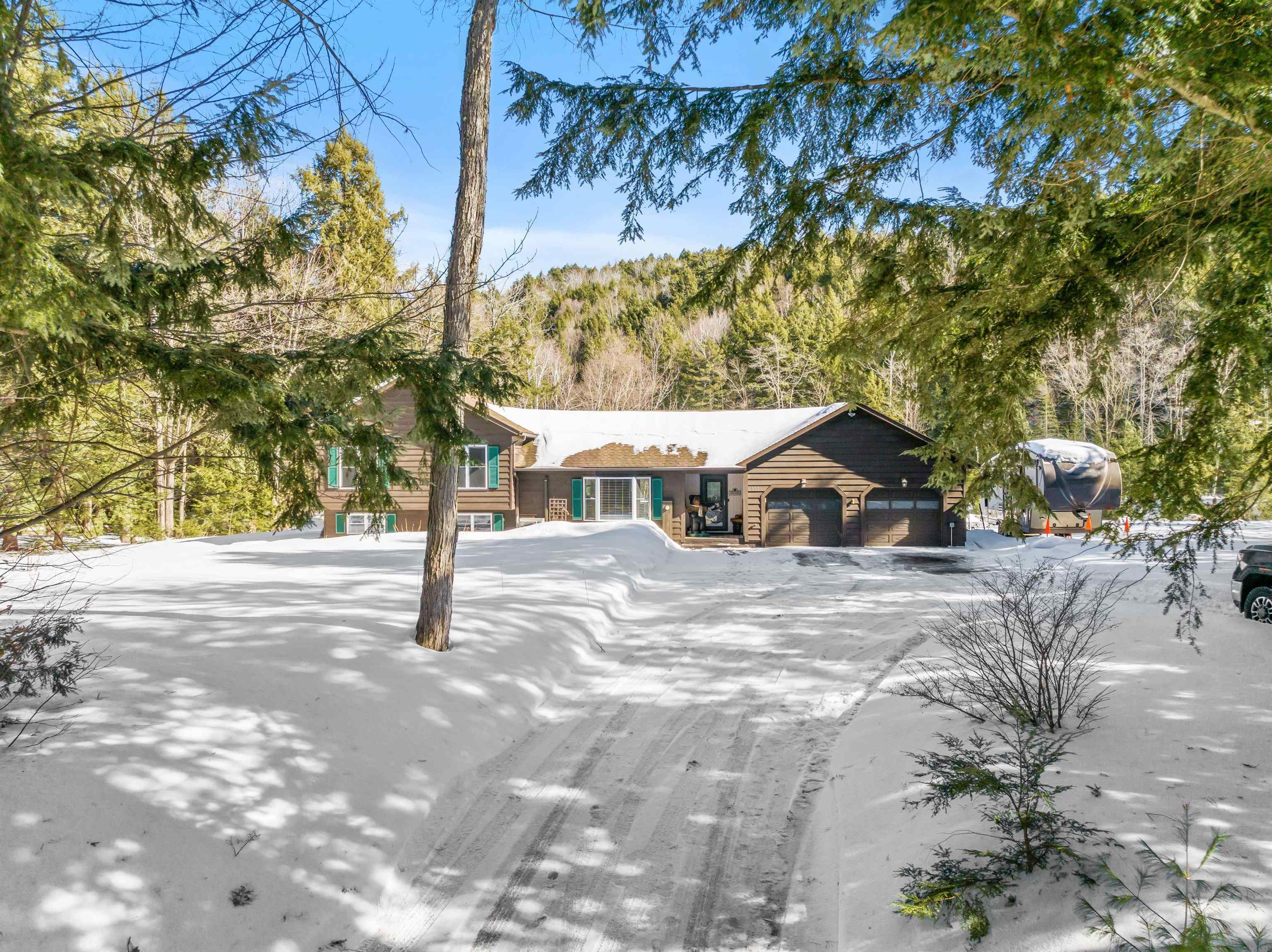 113 Glen Rd, Gorham, NH 03581