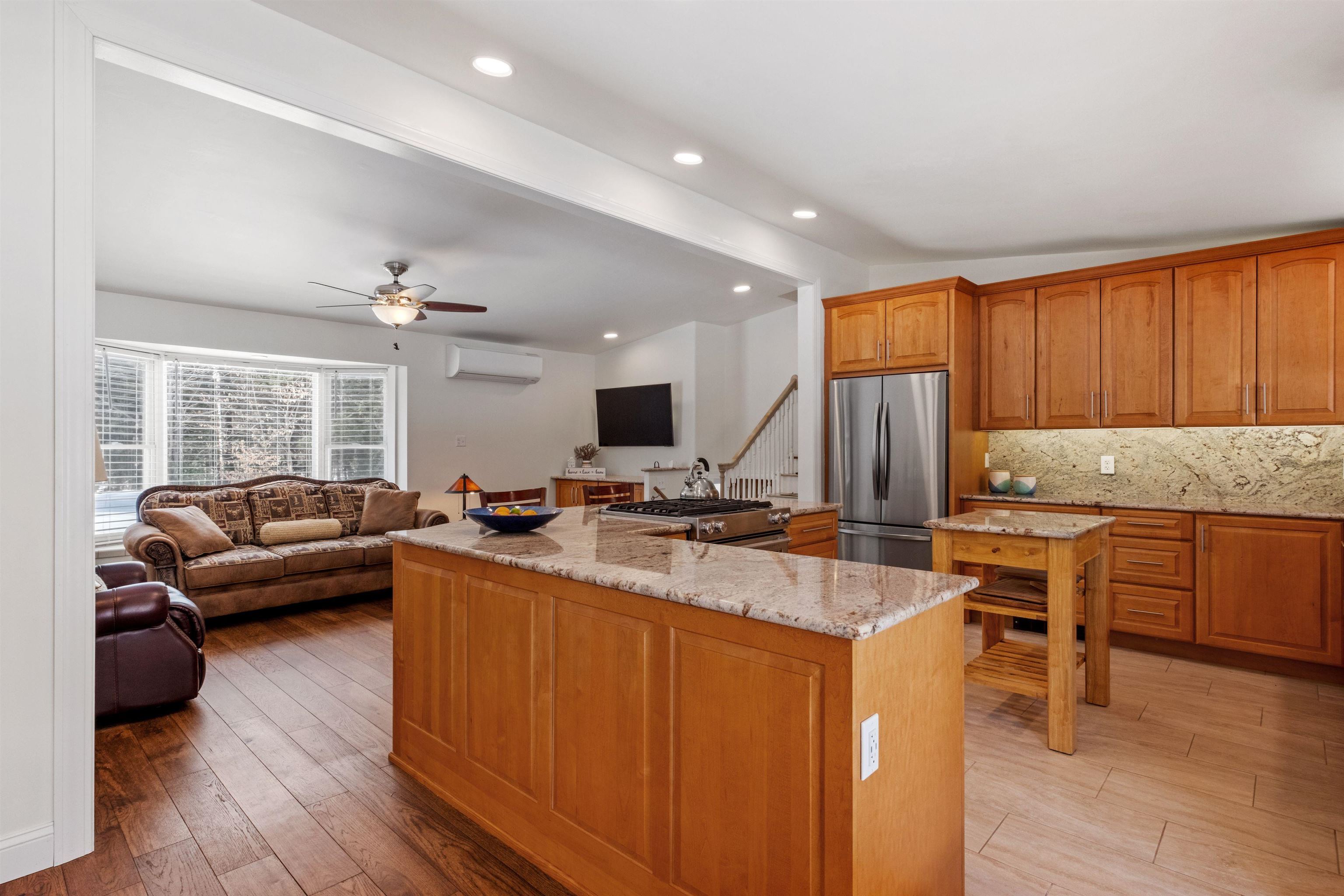 113 Glen Rd, Gorham, NH 03581