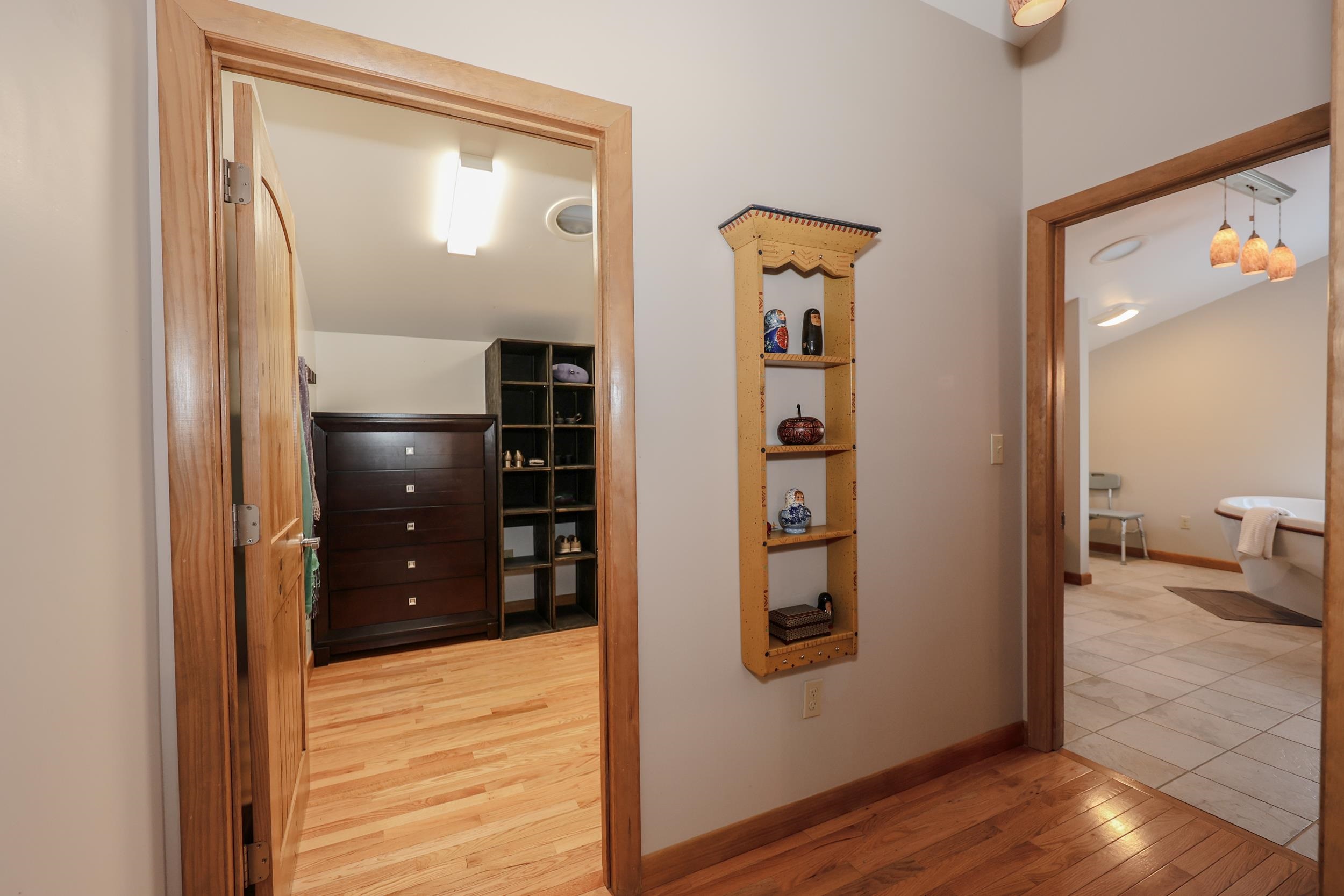 4 Windsor Blvd, Londonderry, NH 03053