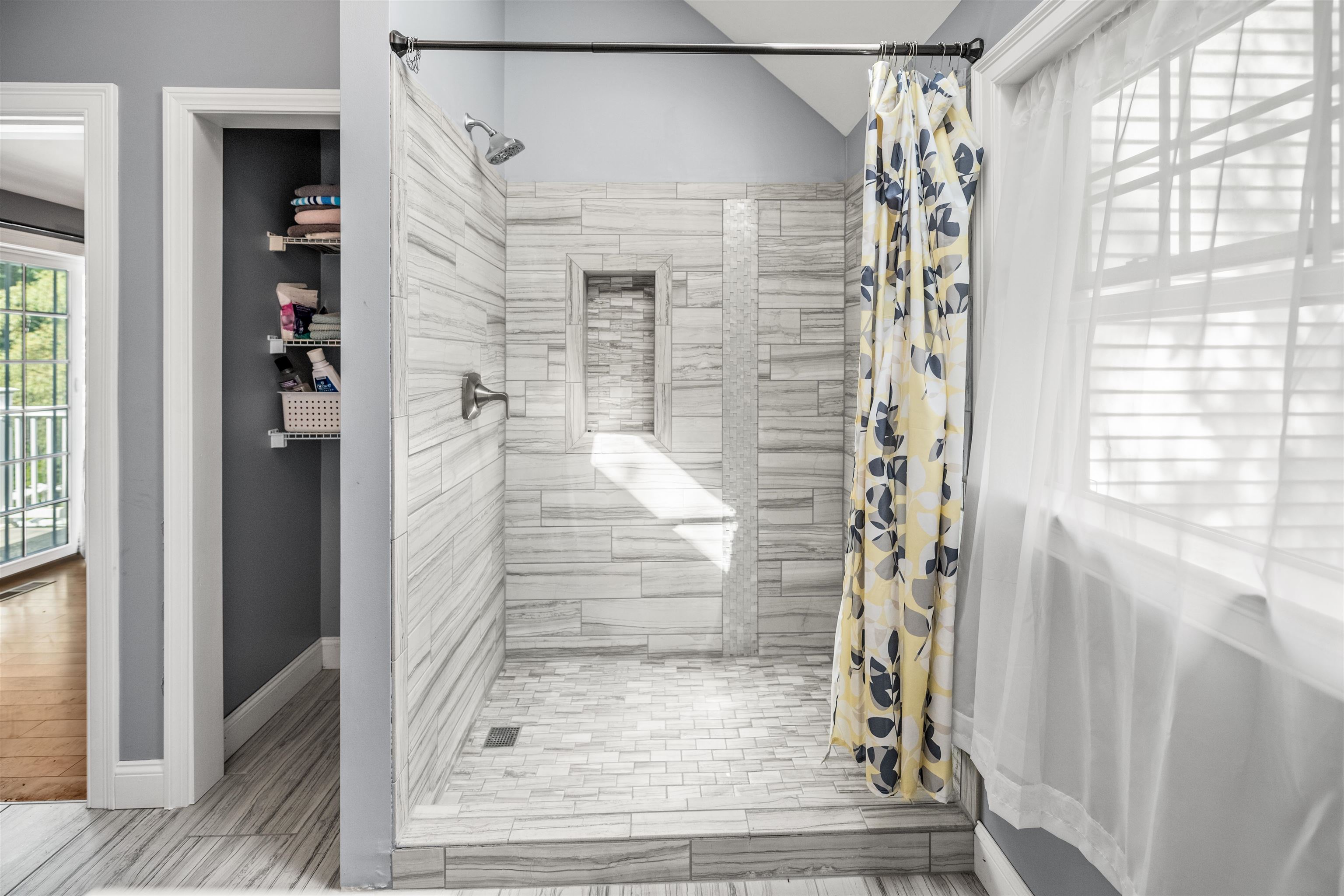 3 Brenner Dr, Newton, NH 03858