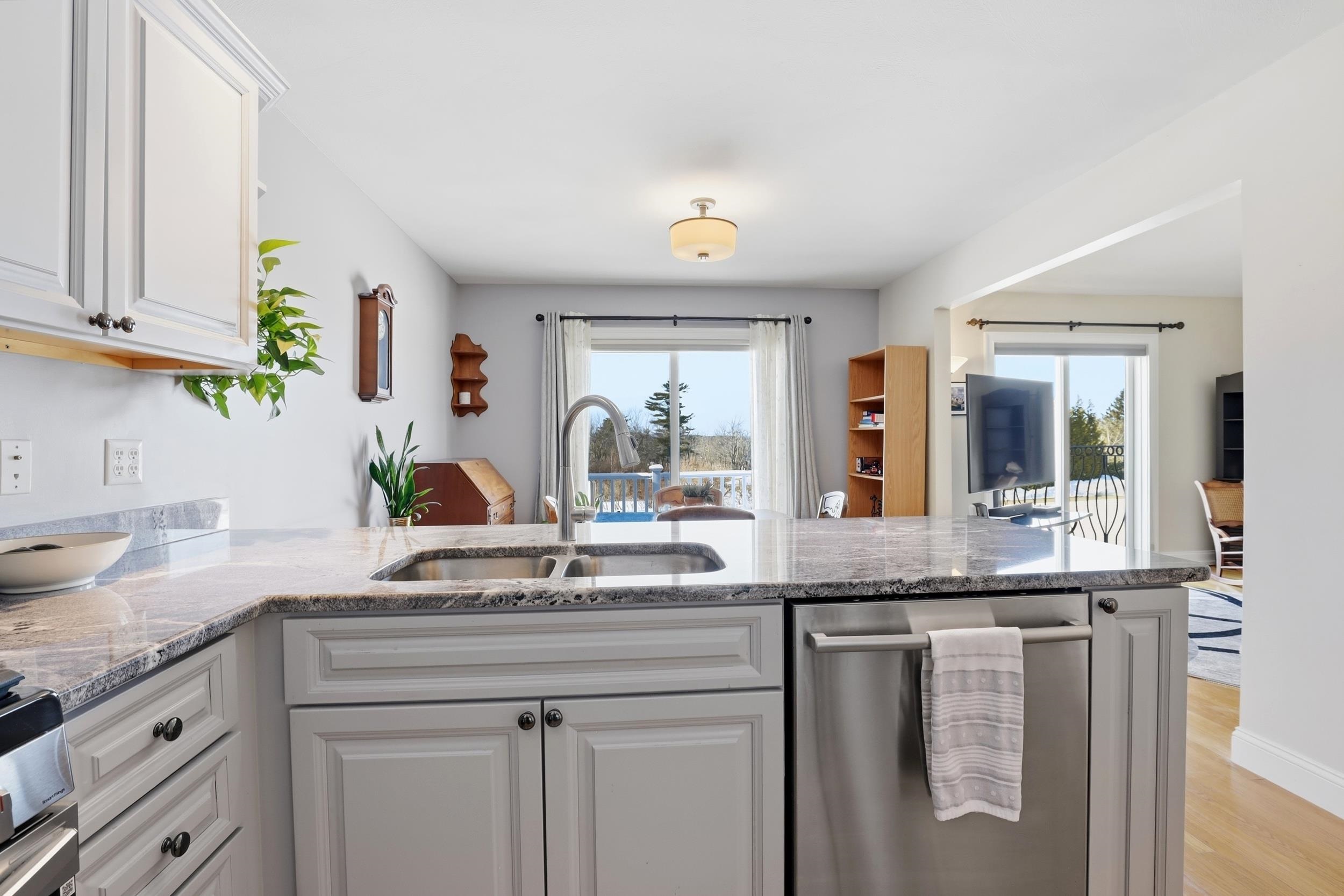 617 First Nh Turnpike, Northwood, NH 03261