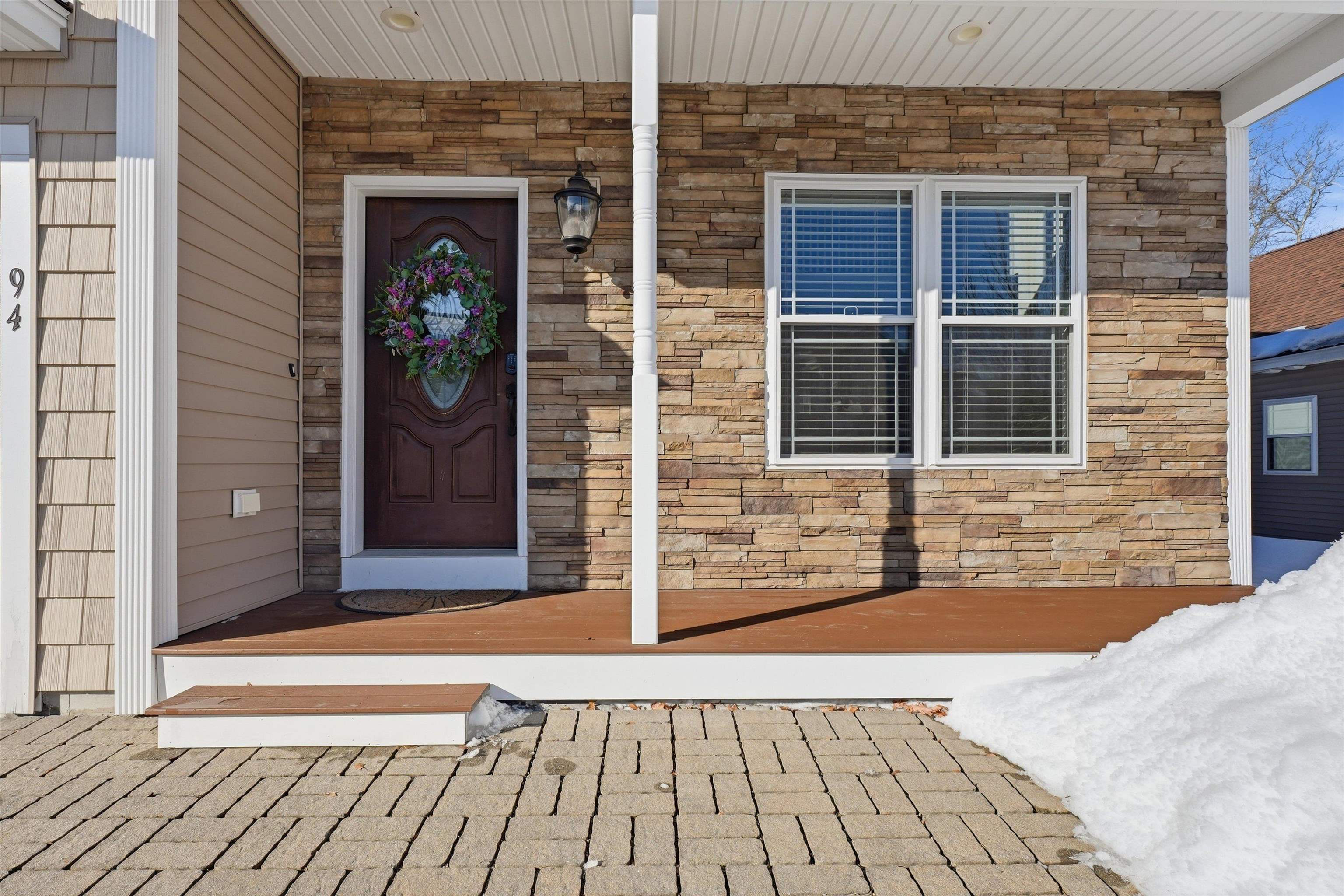 94 Tanager Cir, Pelham, NH 03076