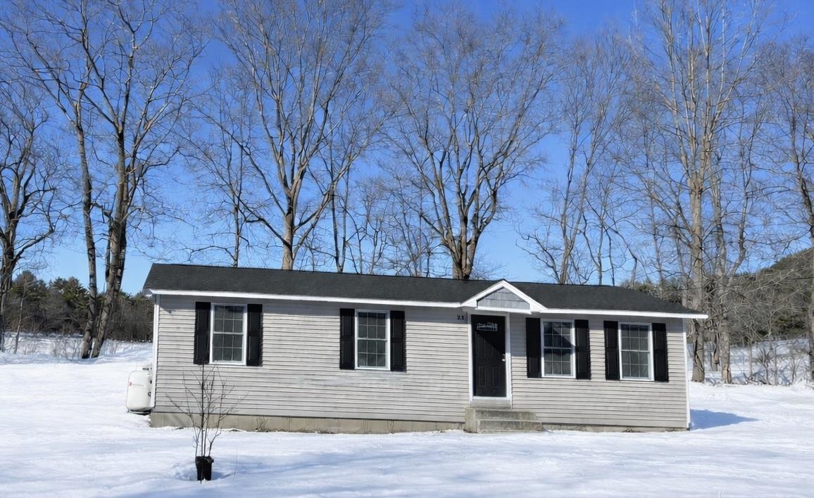 21 Kapper Dr, Winchester, NH 03470