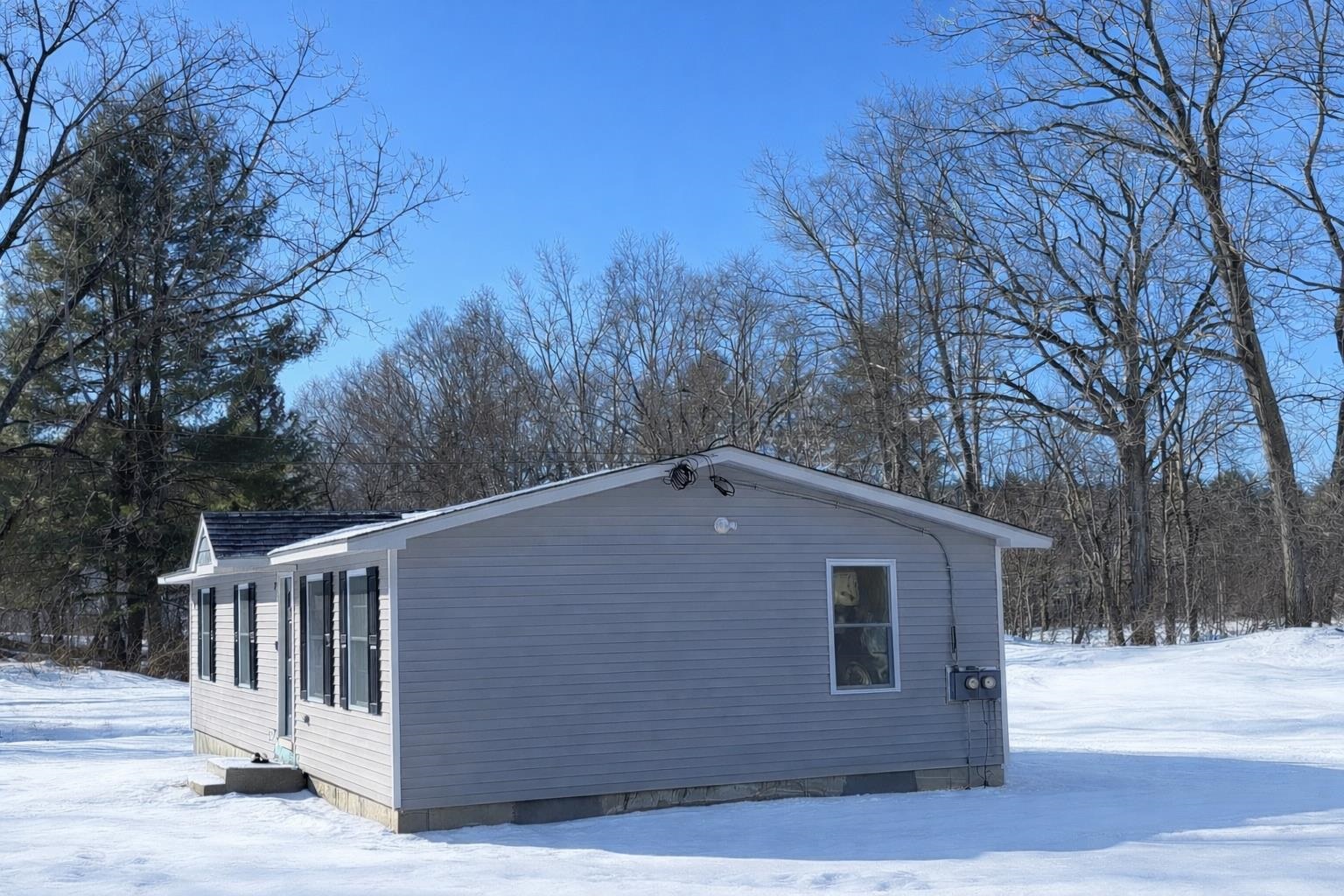 21 Kapper Dr, Winchester, NH 03470