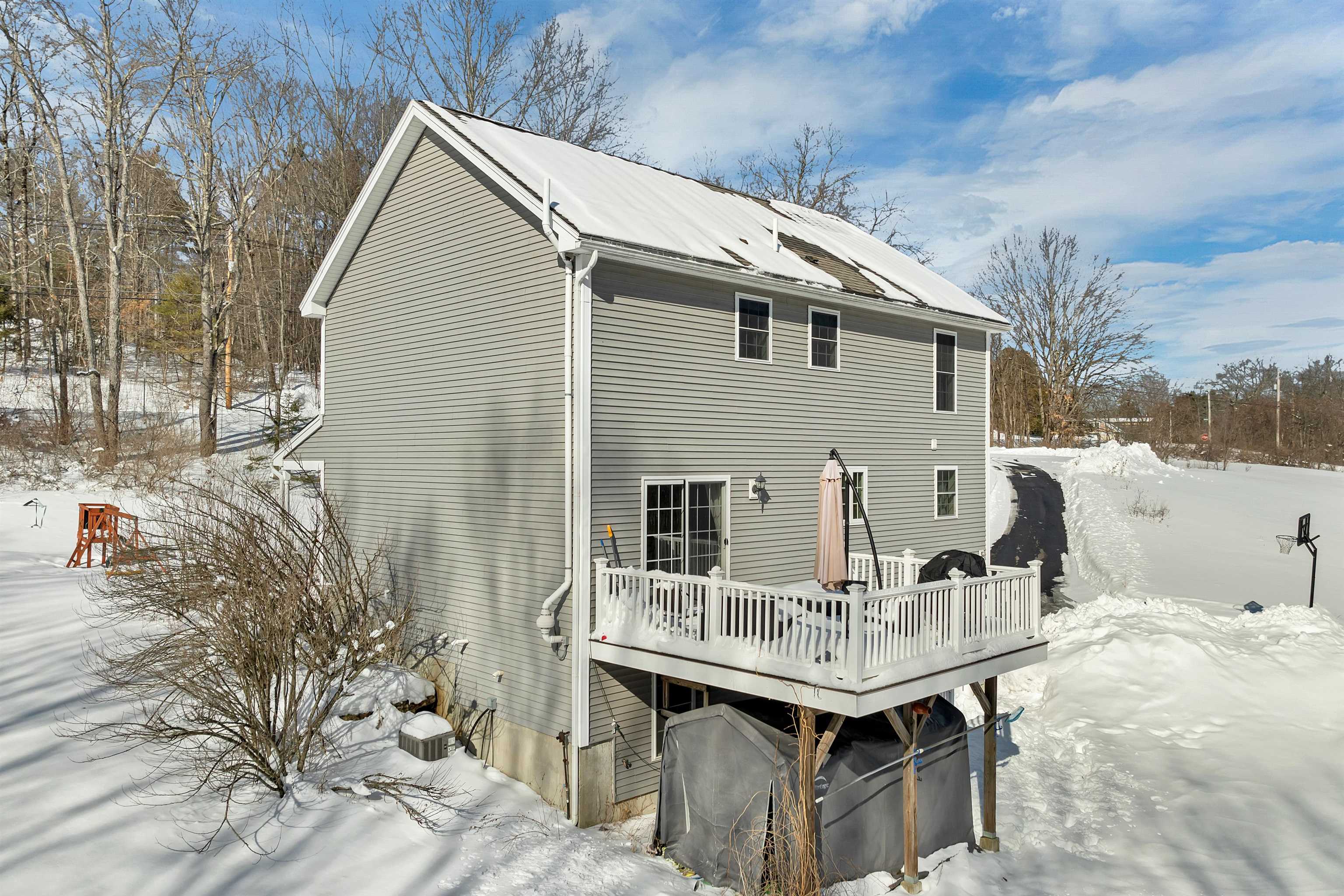 104 Weare Rd, New Boston, NH 03070