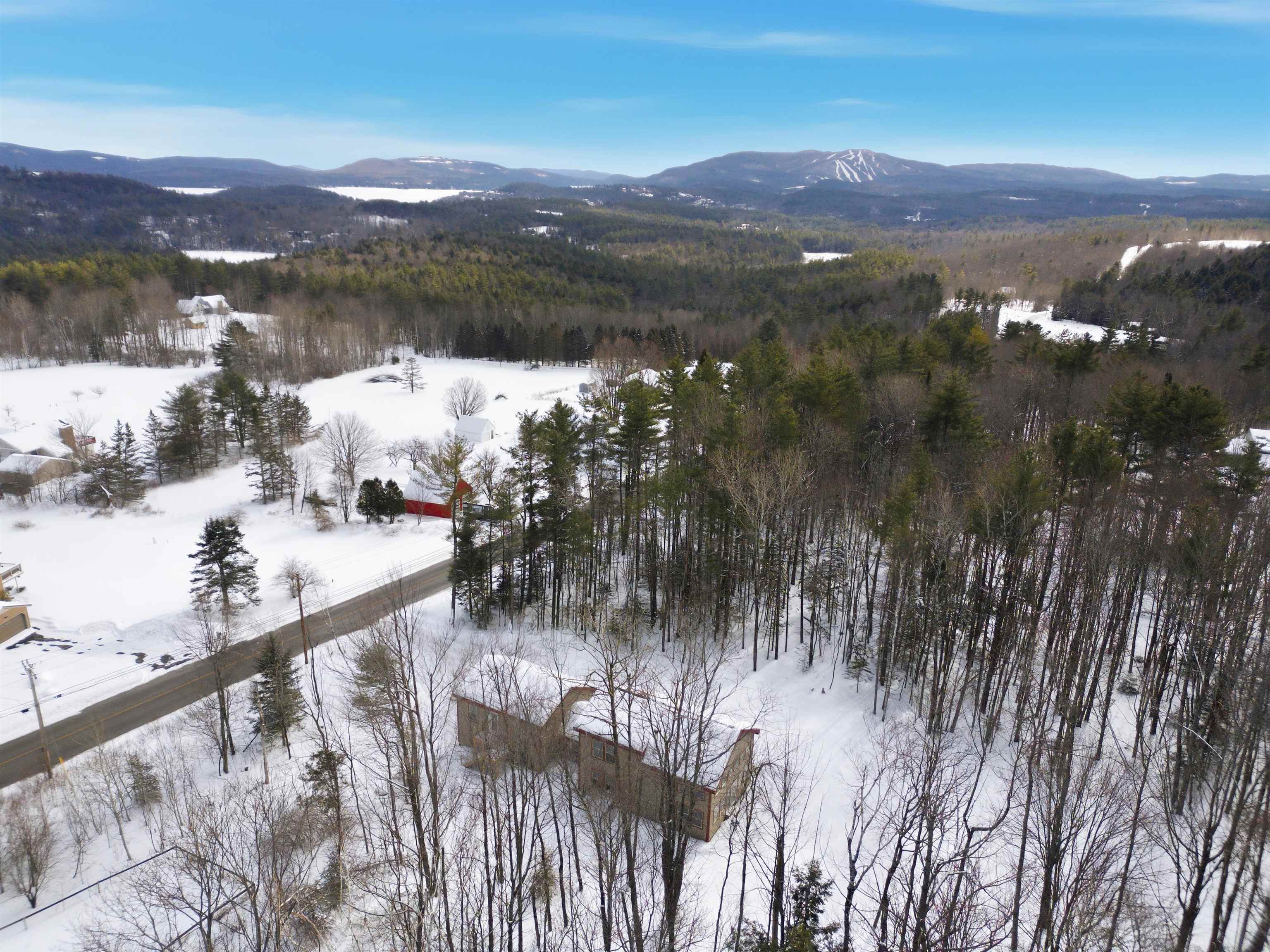 535 North Rd, Sunapee, NH 03782