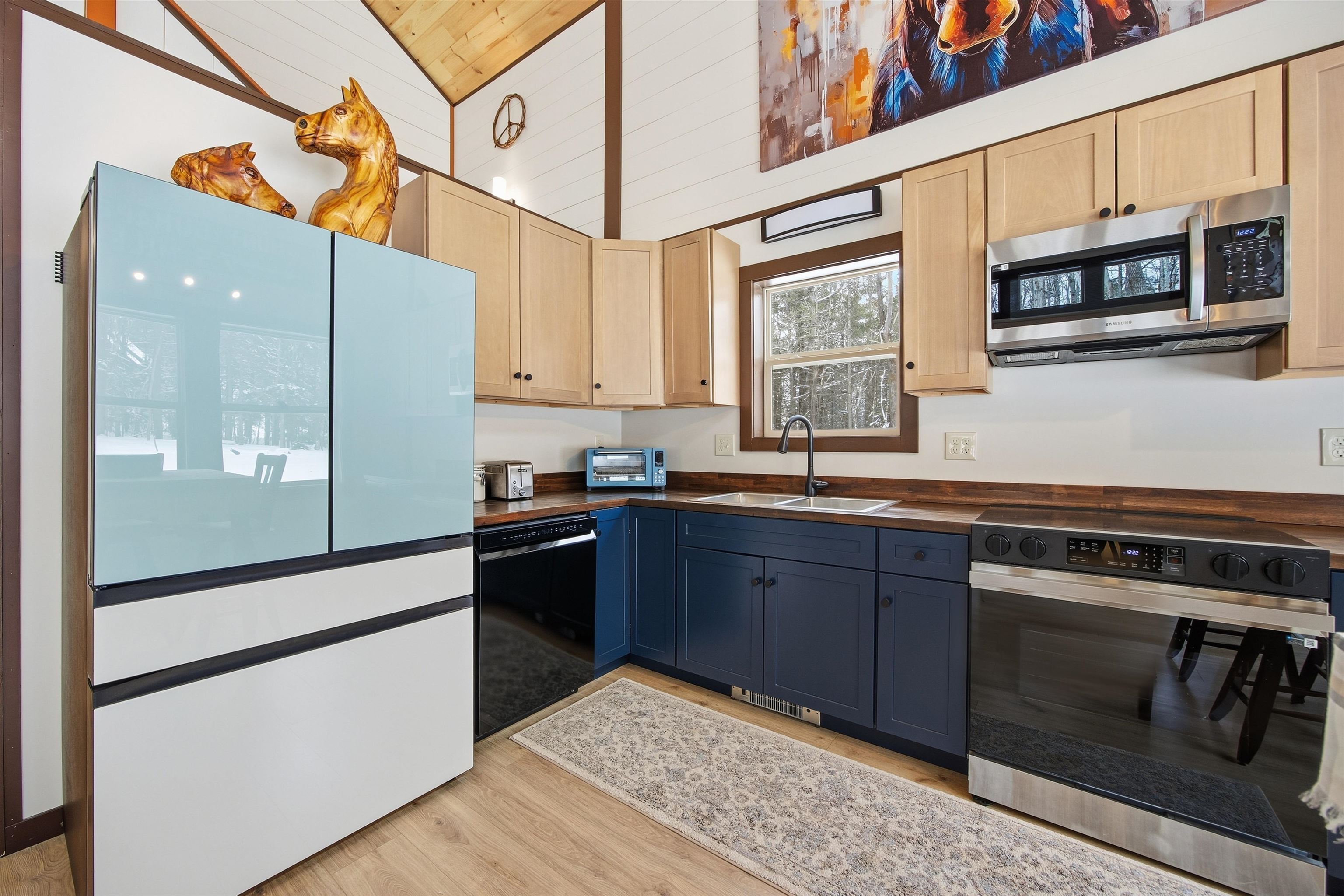 535 North Rd, Sunapee, NH 03782