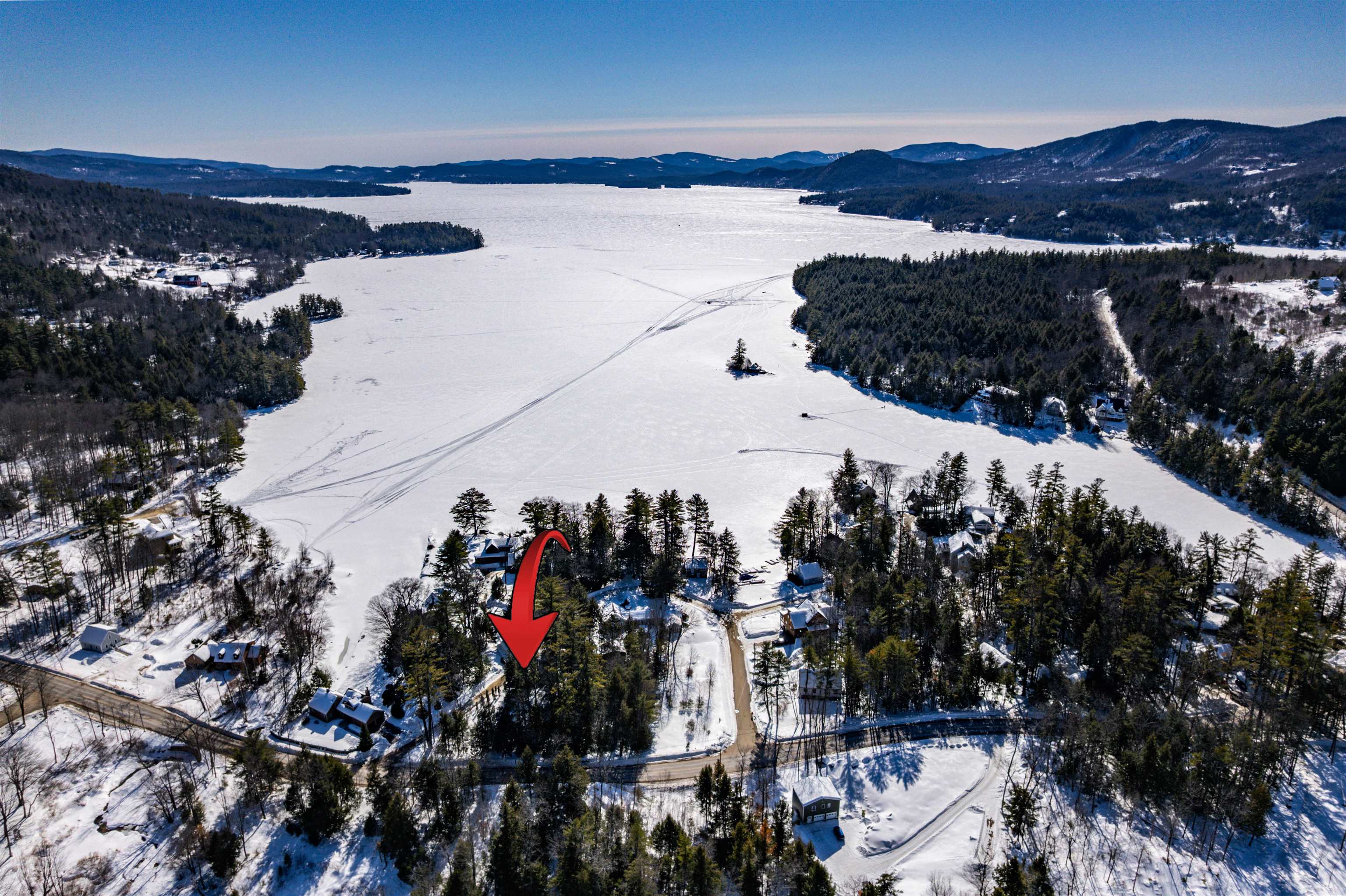 22 Crescent Ln, Hebron, NH 03241