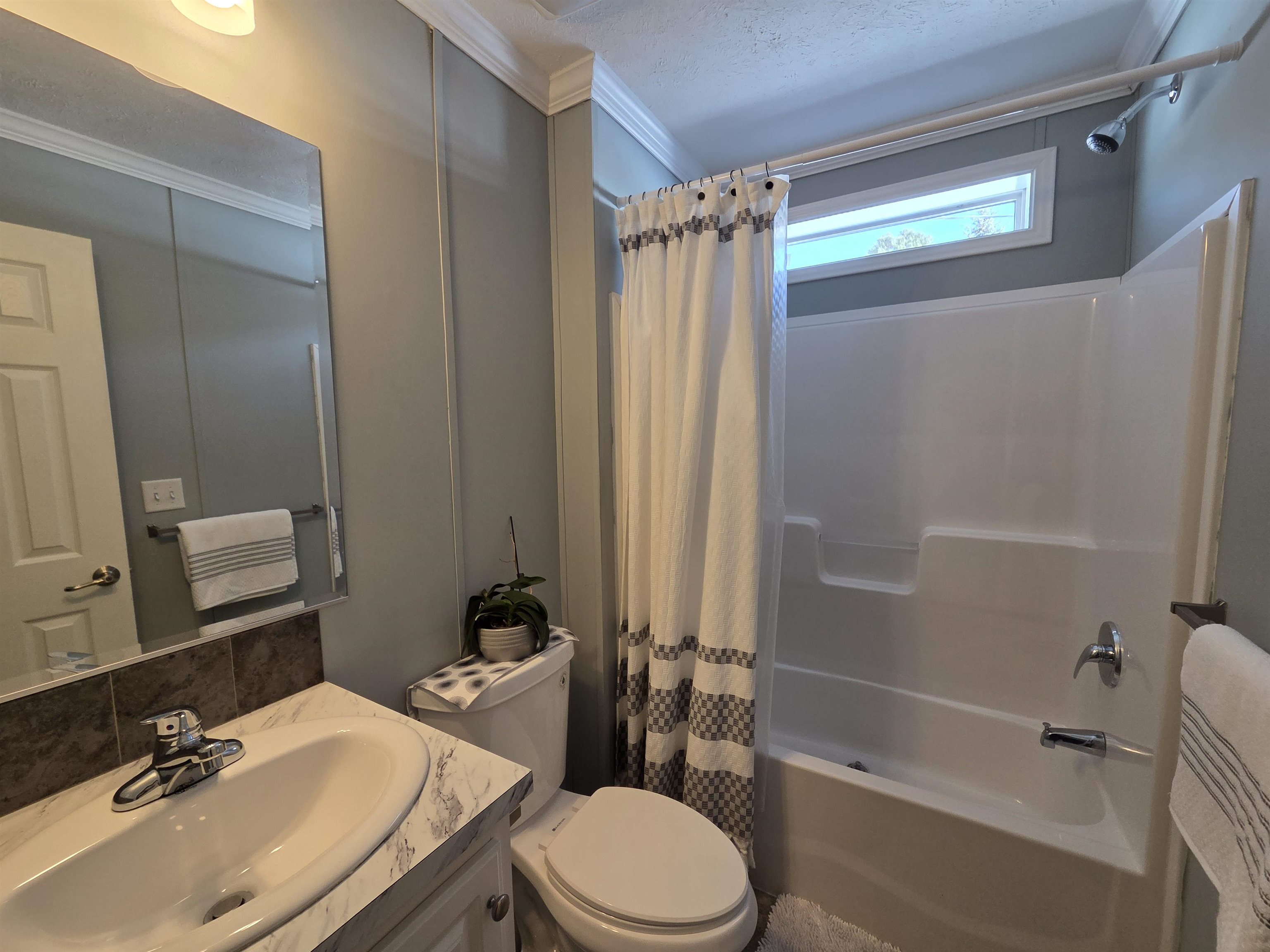 695 Dartmouth College Hw, Lebanon, NH 03766