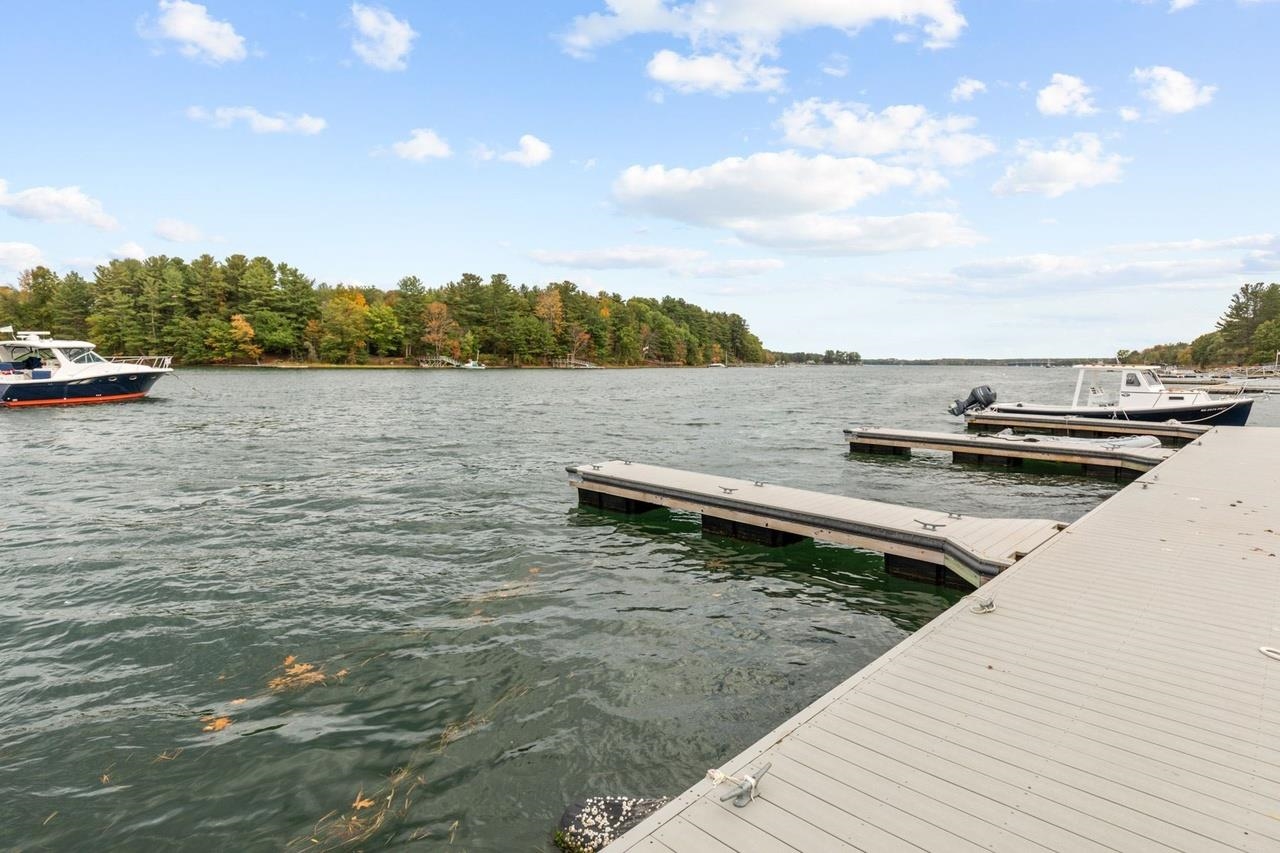 220 Dover Point Rd, Dover, NH 03820