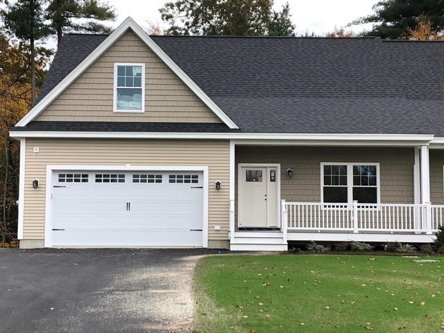 32 Gypsum Ln, Chester, NH 03036