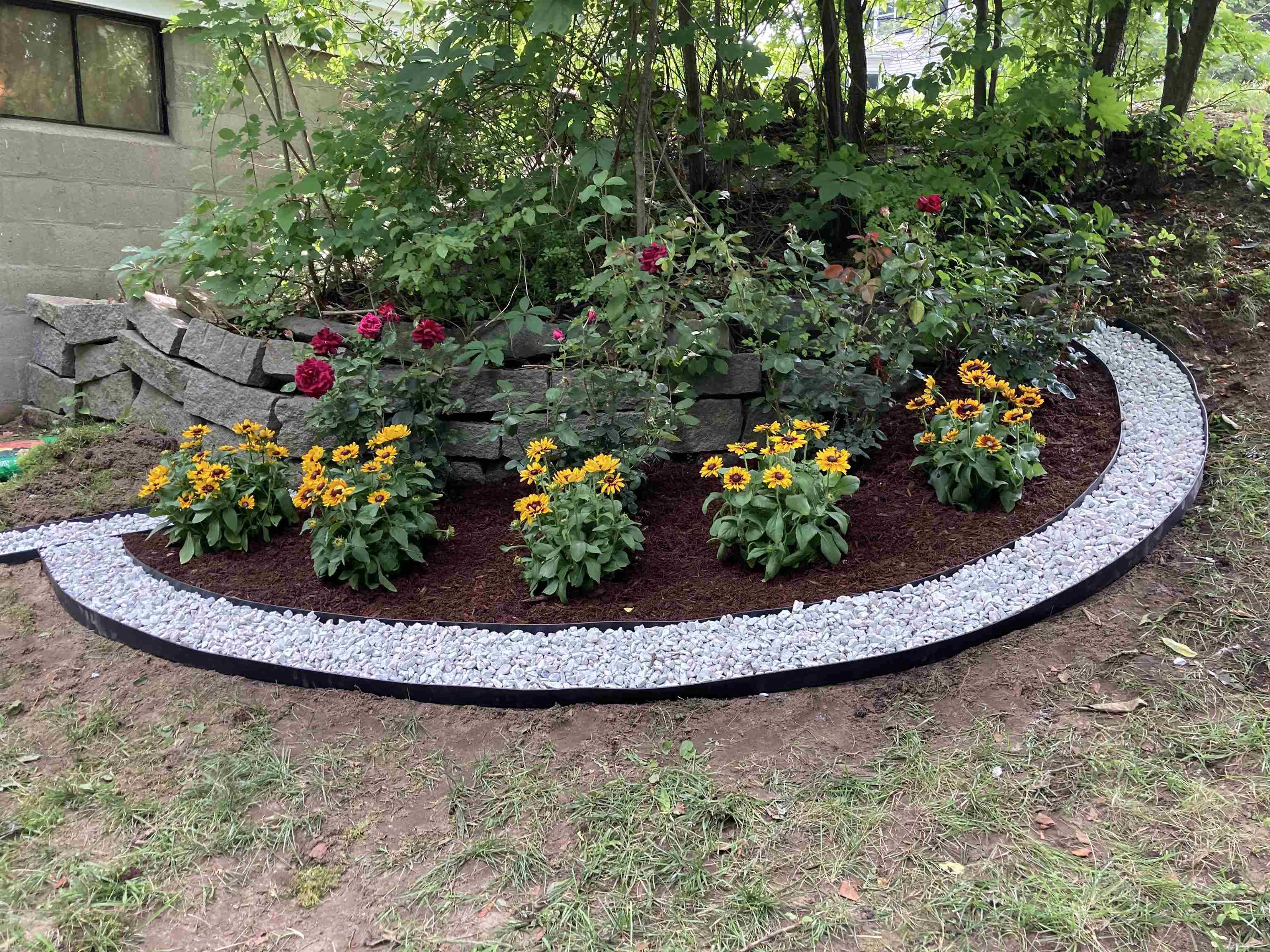 335 S Main St, Concord, NH 03301