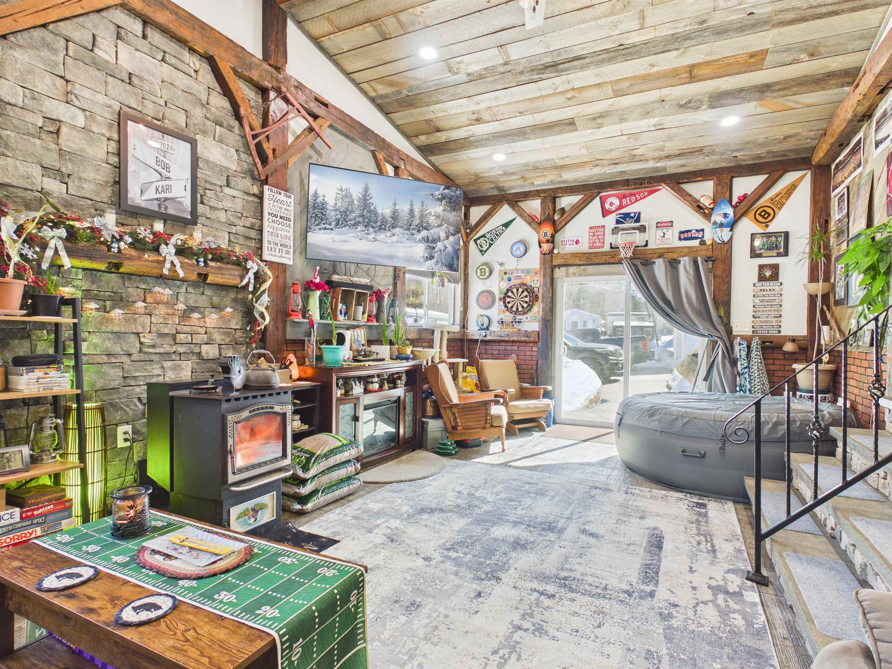 44 Schult St, Keene, NH 03431