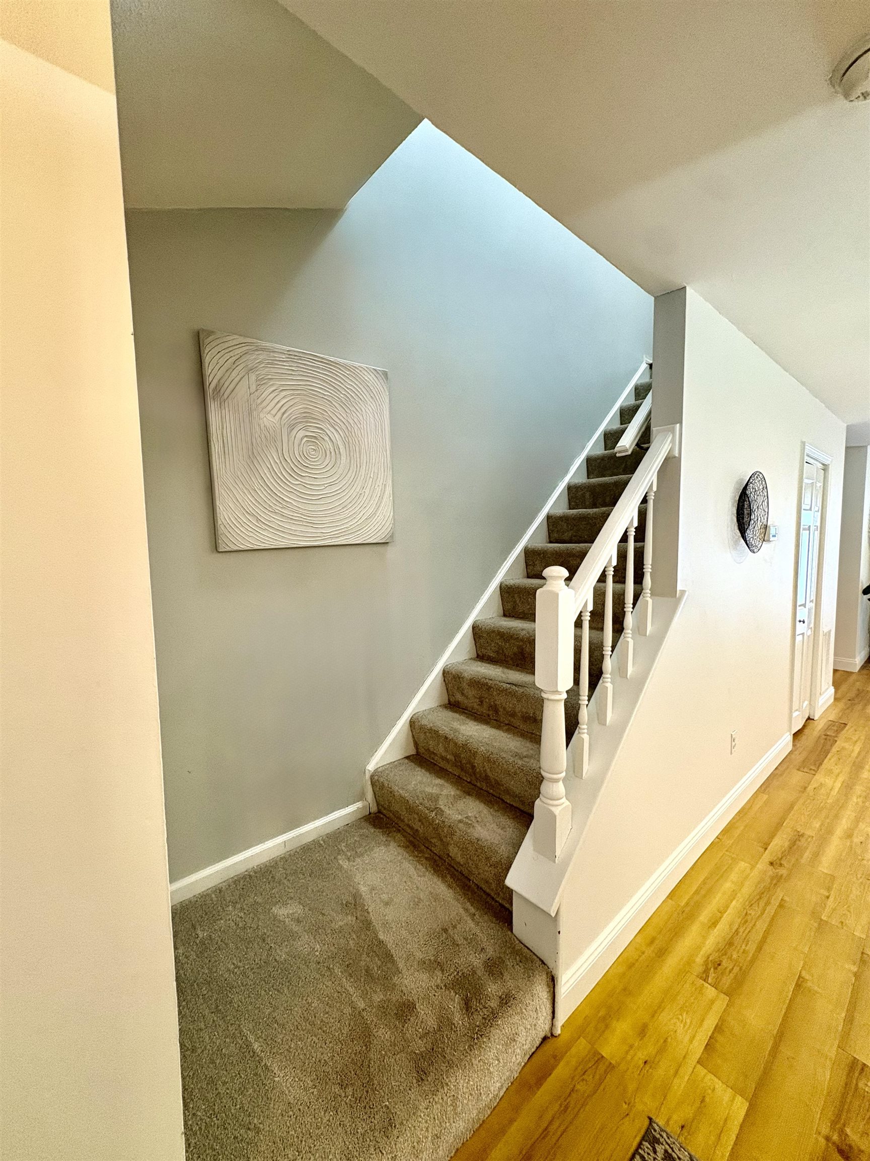 130 Middlesex Rd, Merrimack, NH 03054