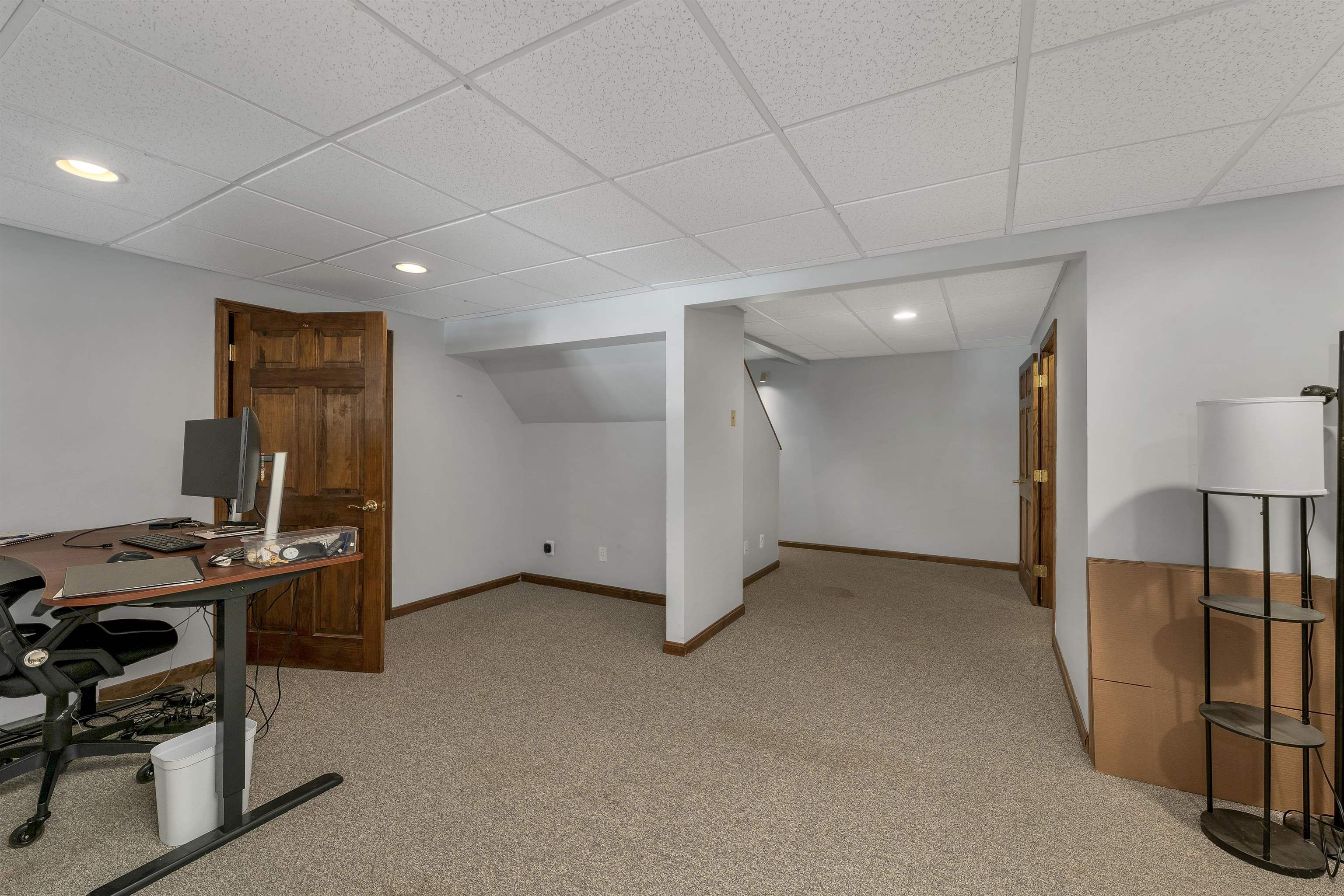 51 Pilgrim Dr, Litchfield, NH 03052