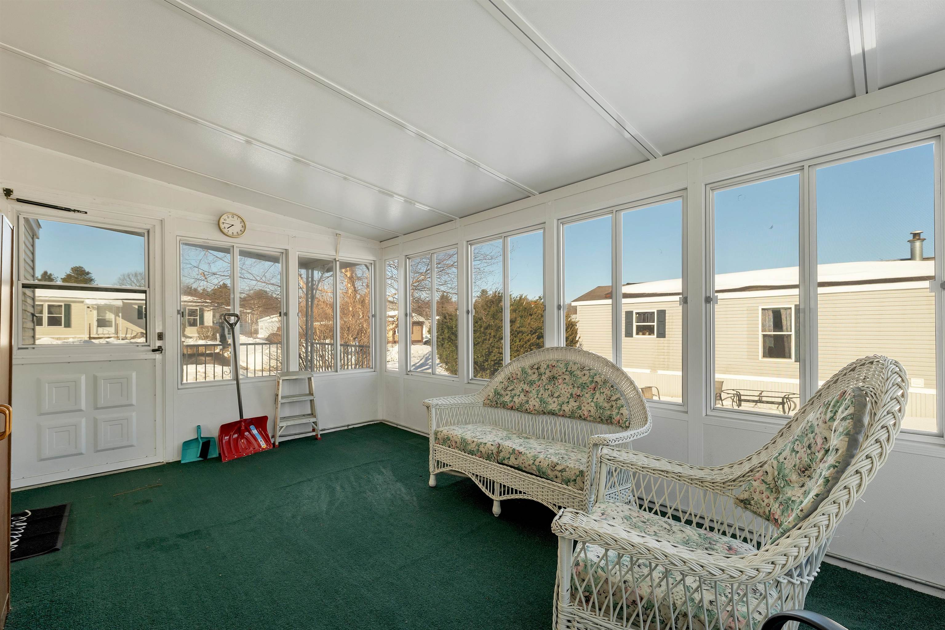 17 Trade Wind Ln, Rochester, NH 03835