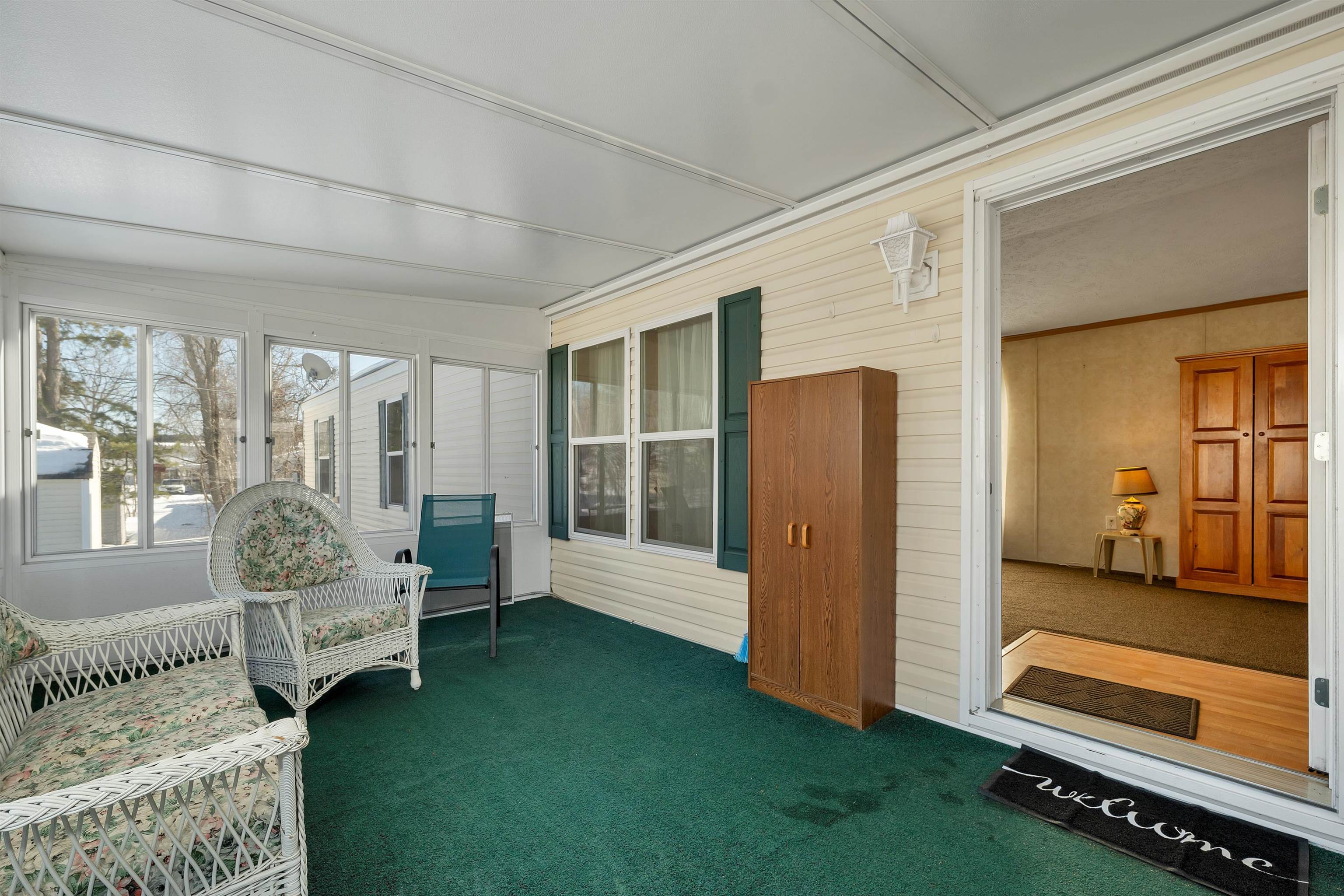 17 Trade Wind Ln, Rochester, NH 03835