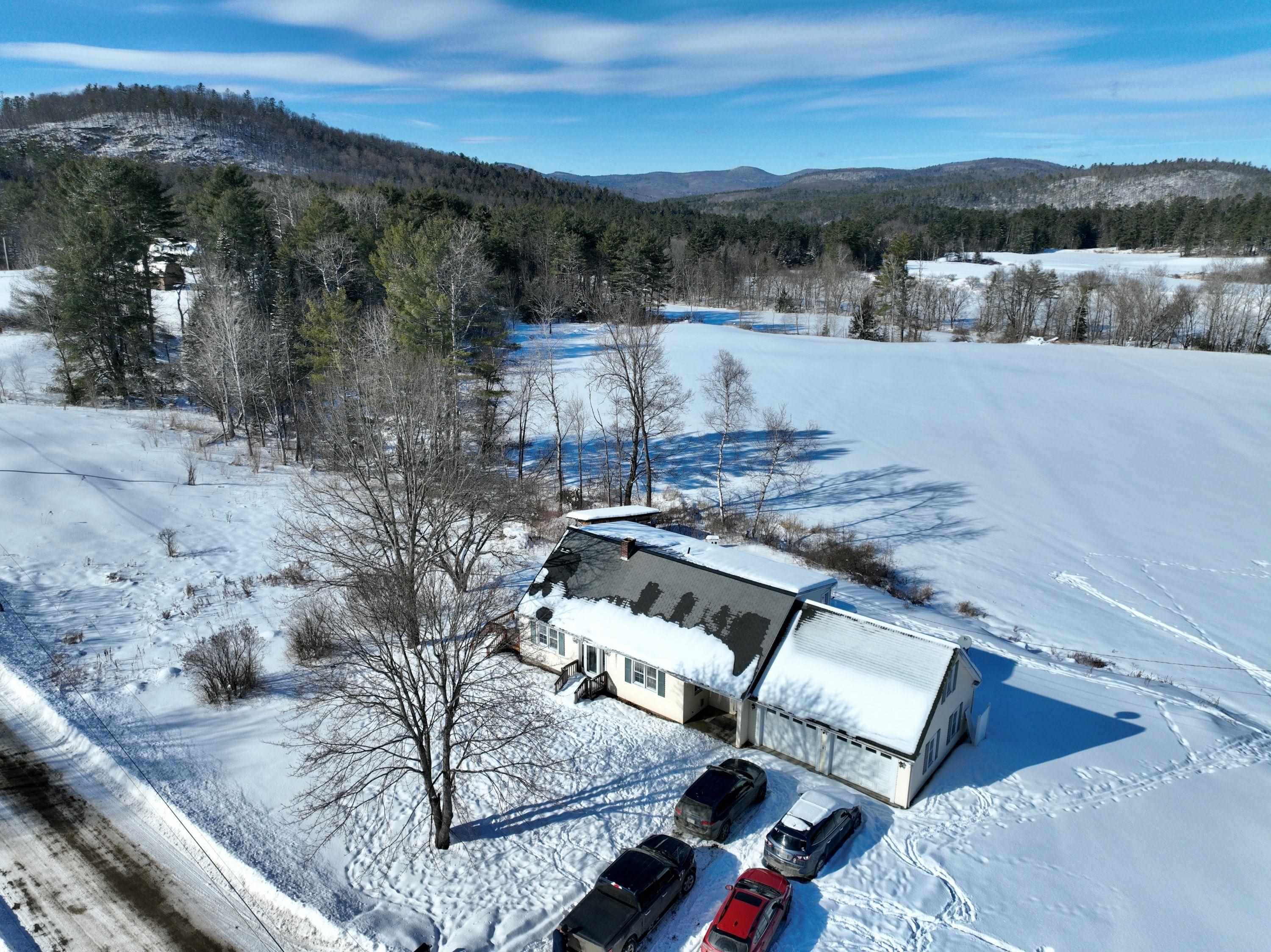 56 Sym Noyes Rd, Landaff, NH 03585