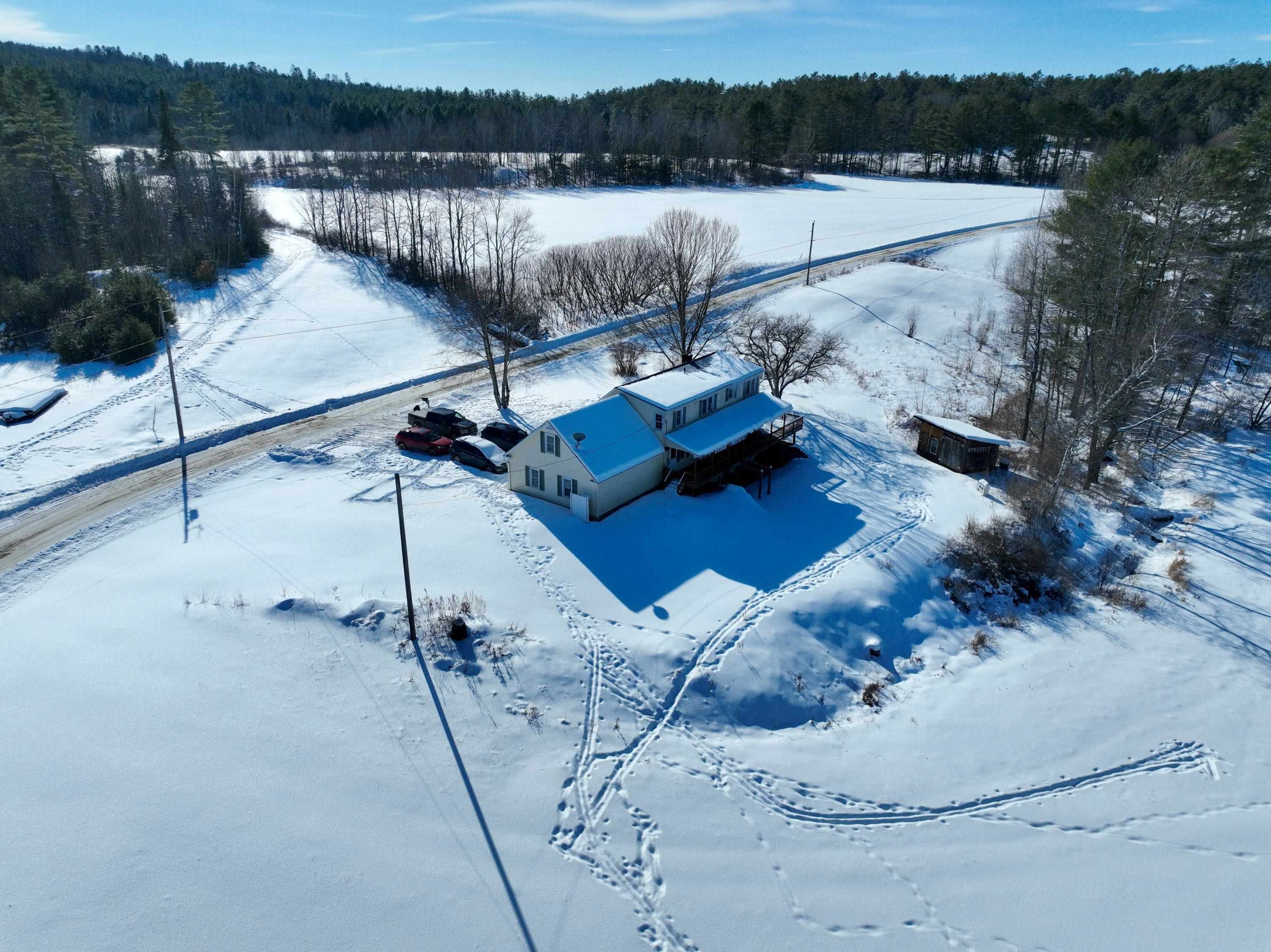 56 Sym Noyes Rd, Landaff, NH 03585