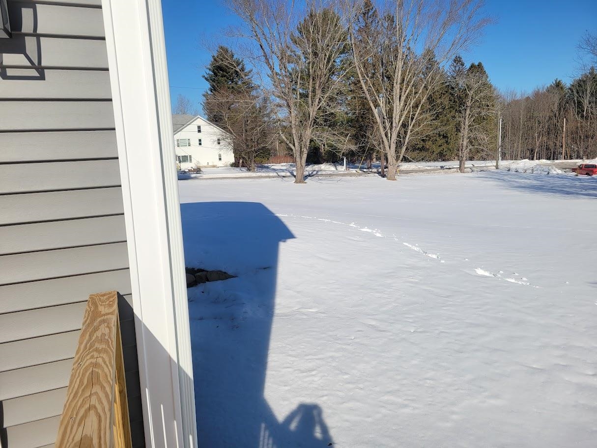 97 Fairview Dr, Pittsfield, NH 03263