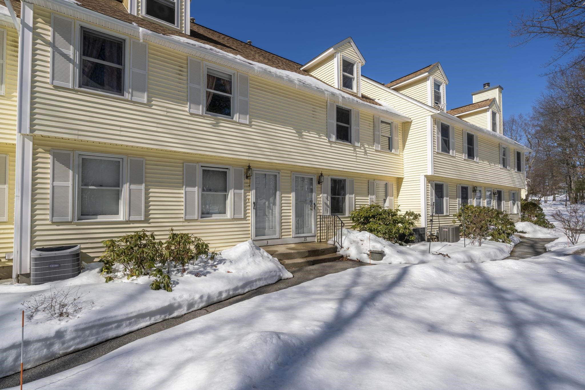 Homes for sale in Nashua, NH | 35 Albury Stone Cir, Nashua, NH 03063 | MLS# 5077998