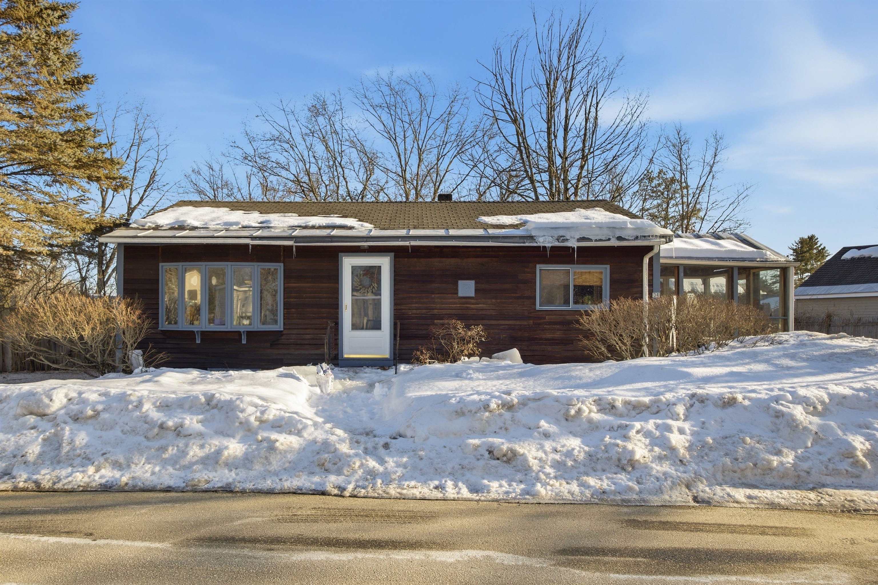 34 Gage St, Boscawen, NH 03303