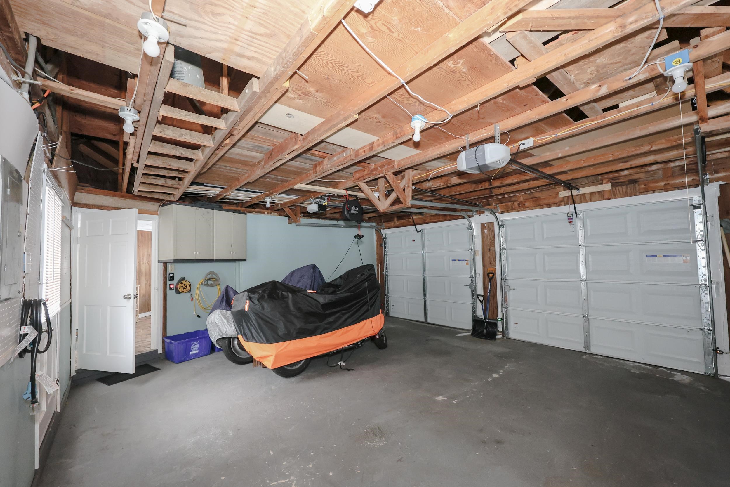 96 Rocky Hill Rd, Somersworth, NH 03878