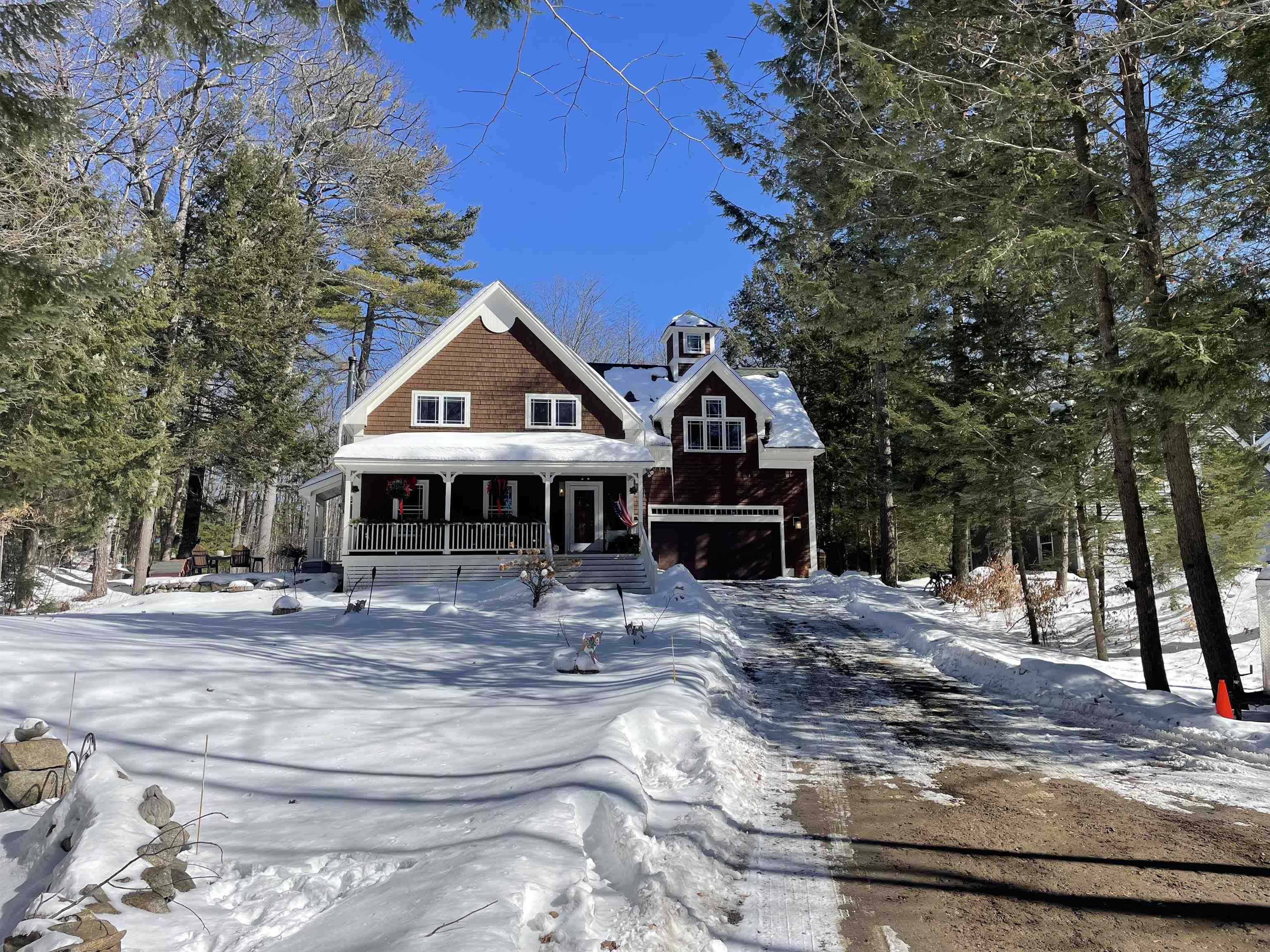 56 Kings Pine Rd, Wolfeboro, NH 03894