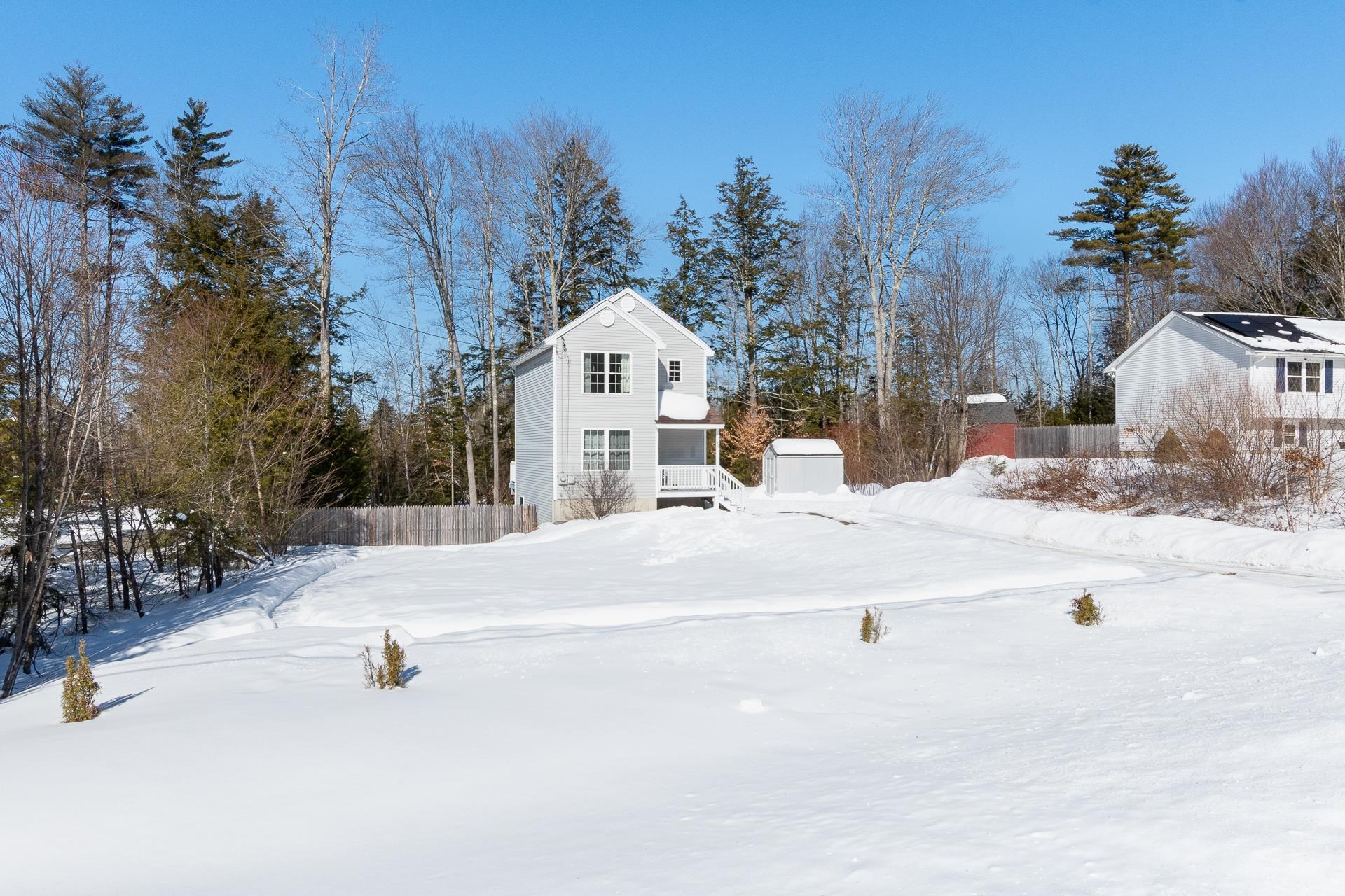 58 Winwood Dr, Barnstead, NH 03225