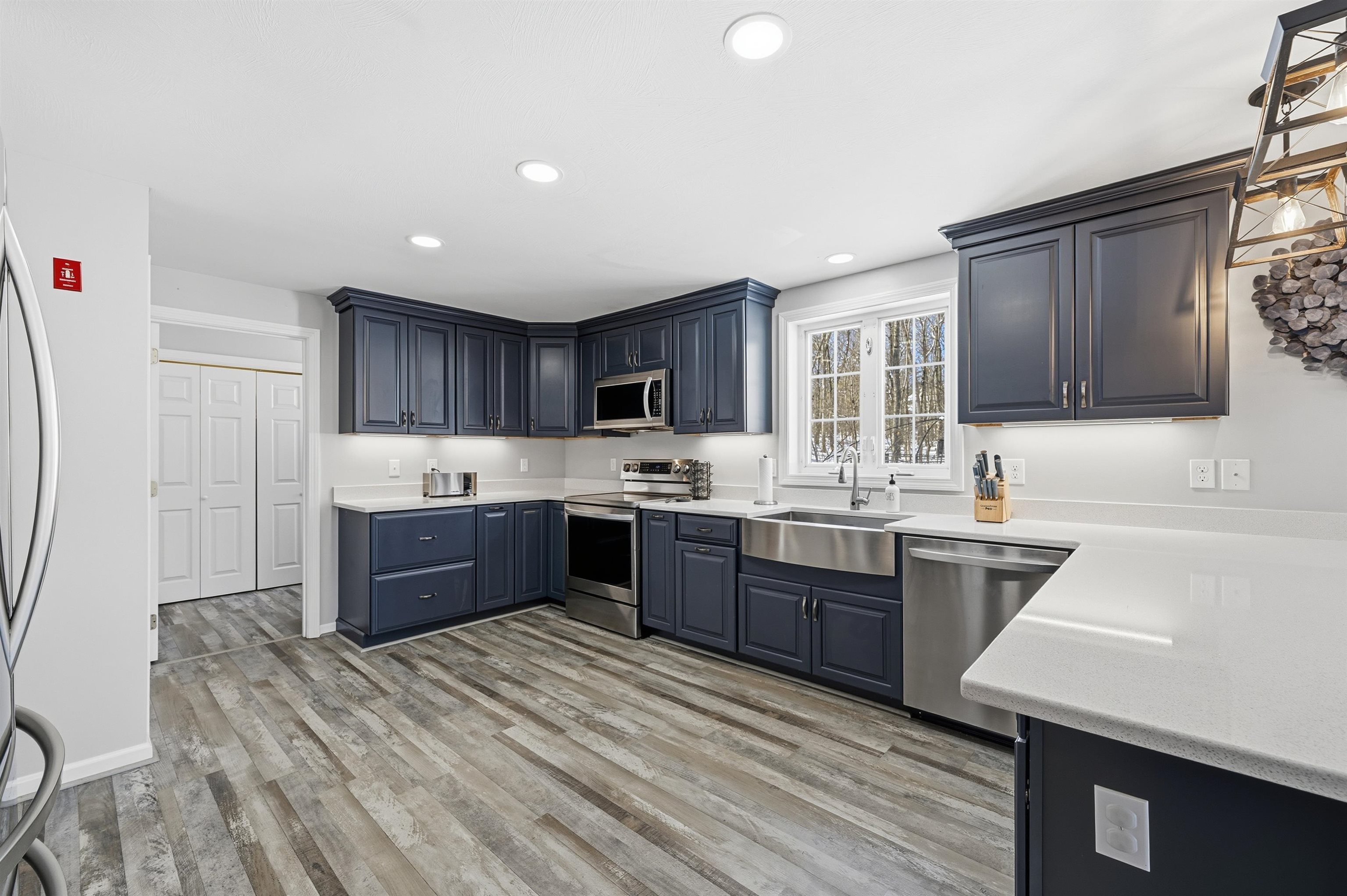 58 Orcutt Dr, Chester, NH 03036