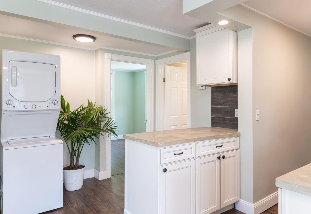 13 Main St, Plaistow, NH 03865