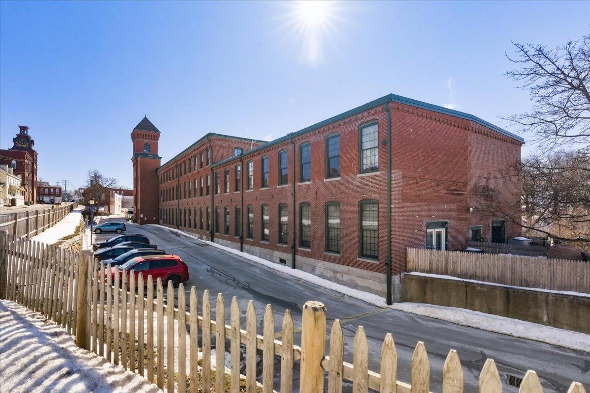 Homes for sale in Pembroke, NH | 100 Main St #203, Pembroke, NH 03275 | MLS# 5078038