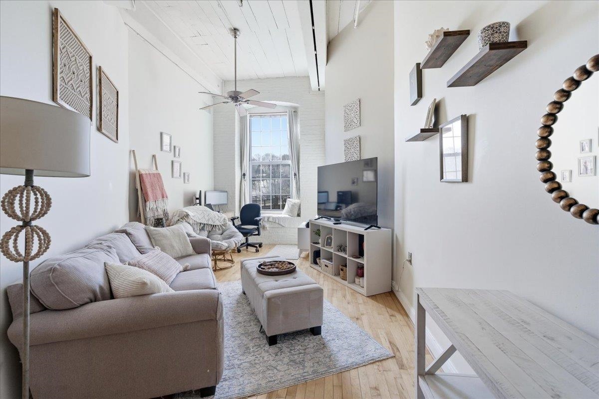 Homes for sale in Pembroke, NH | 100 Main St #203, Pembroke, NH 03275 | MLS# 5078038