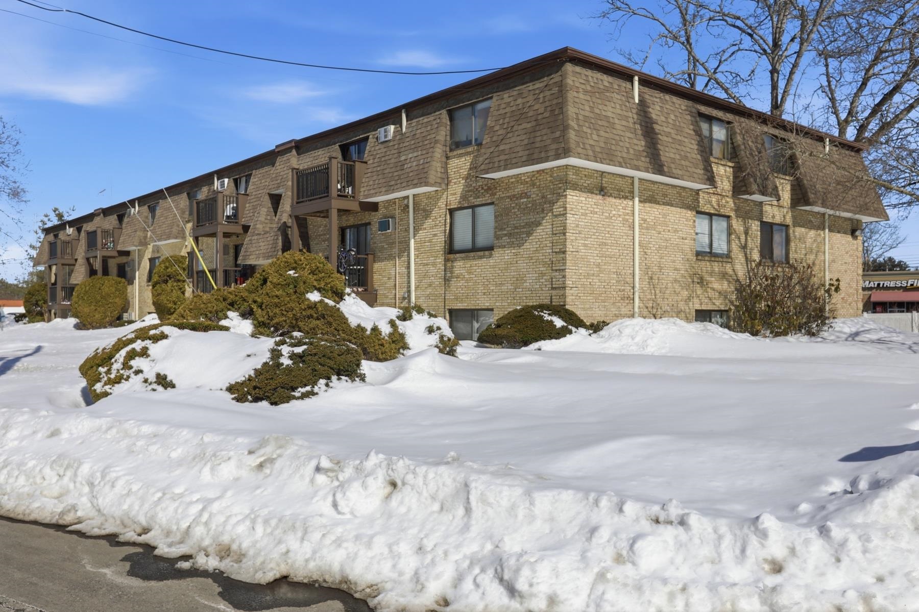 13 Tiffany Rd #12, Salem, NH 03079