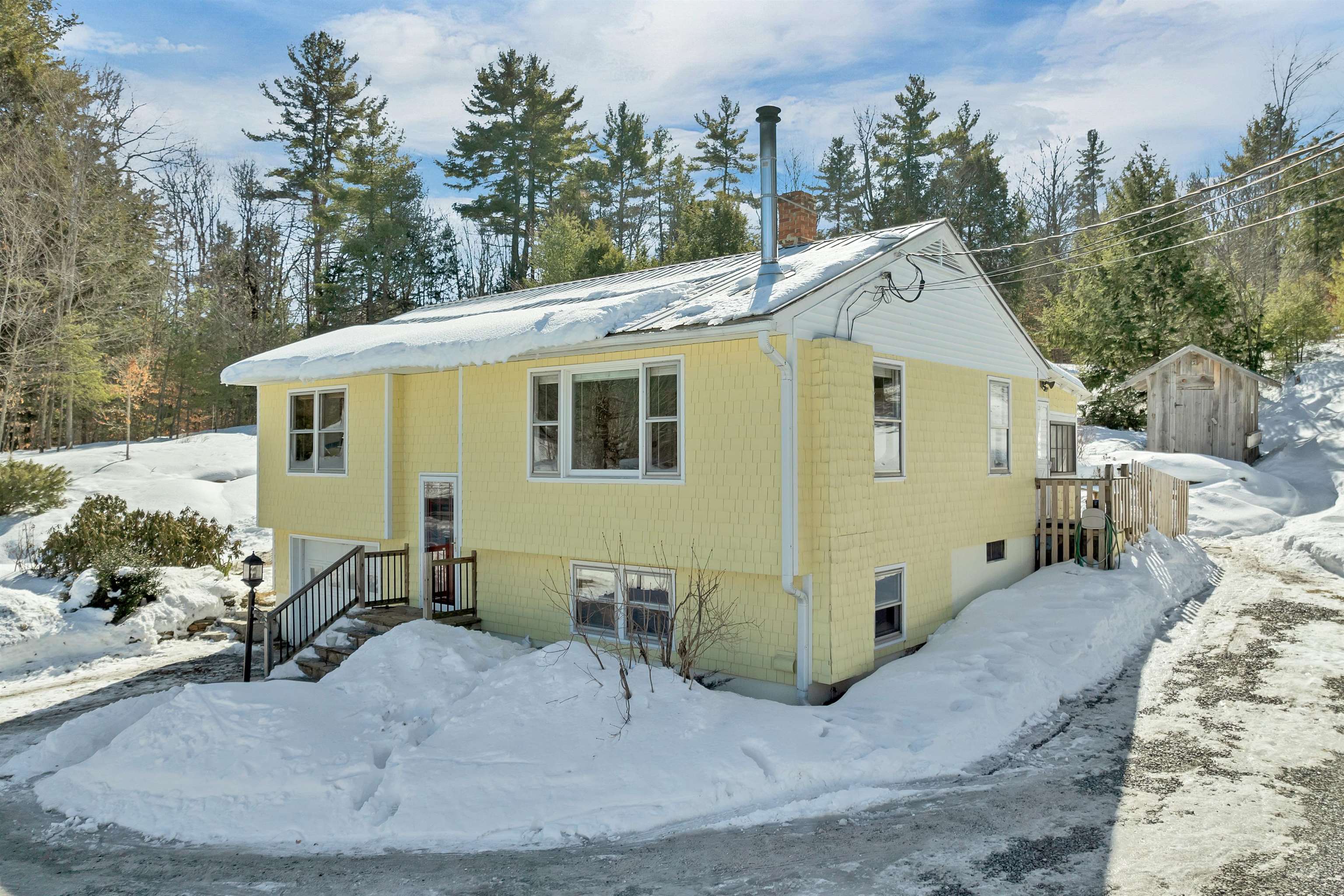 23 Pappas Rd, Claremont, NH 03743